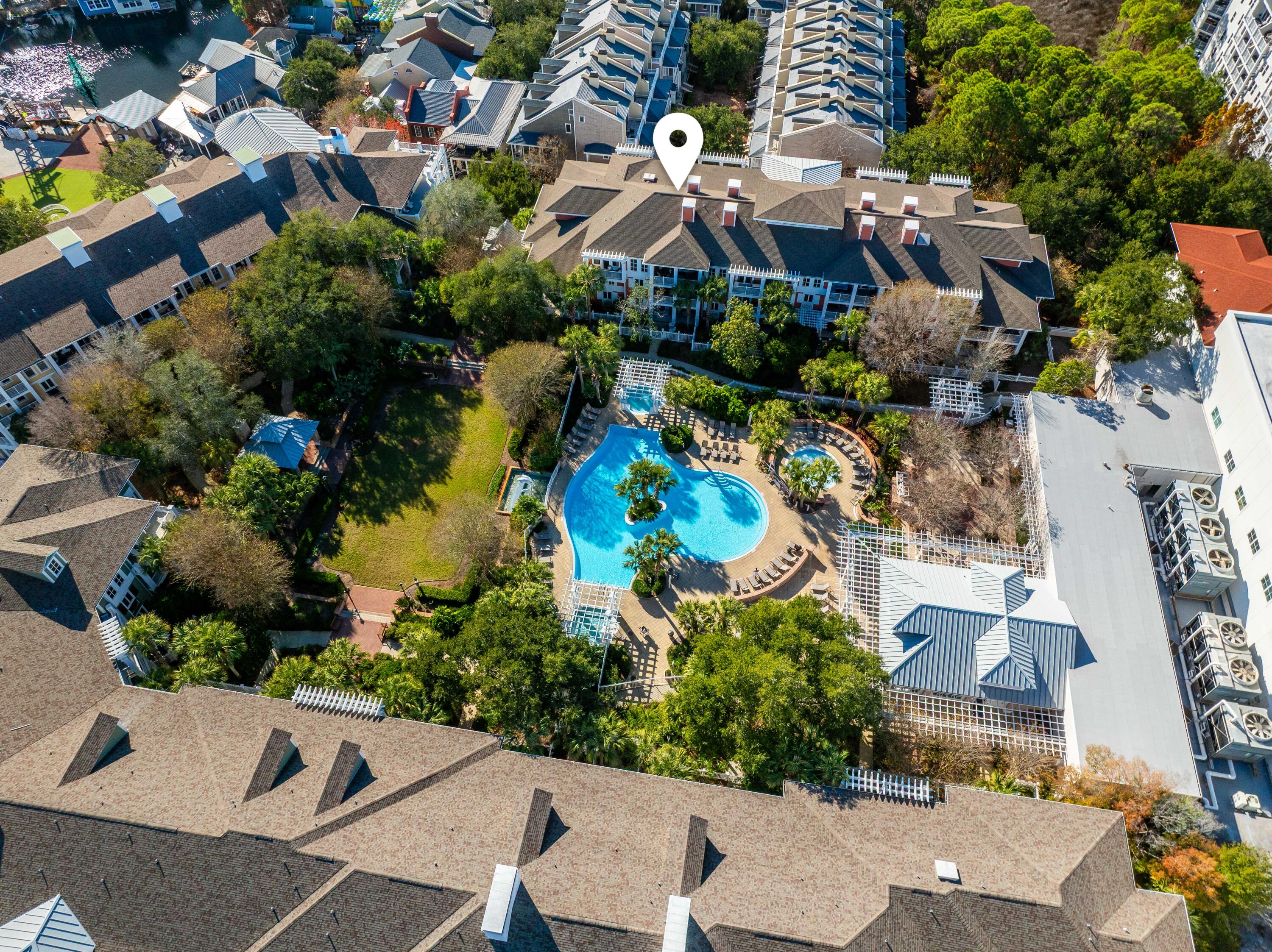 9200 Baytowne Wharf Boulevard 444/446