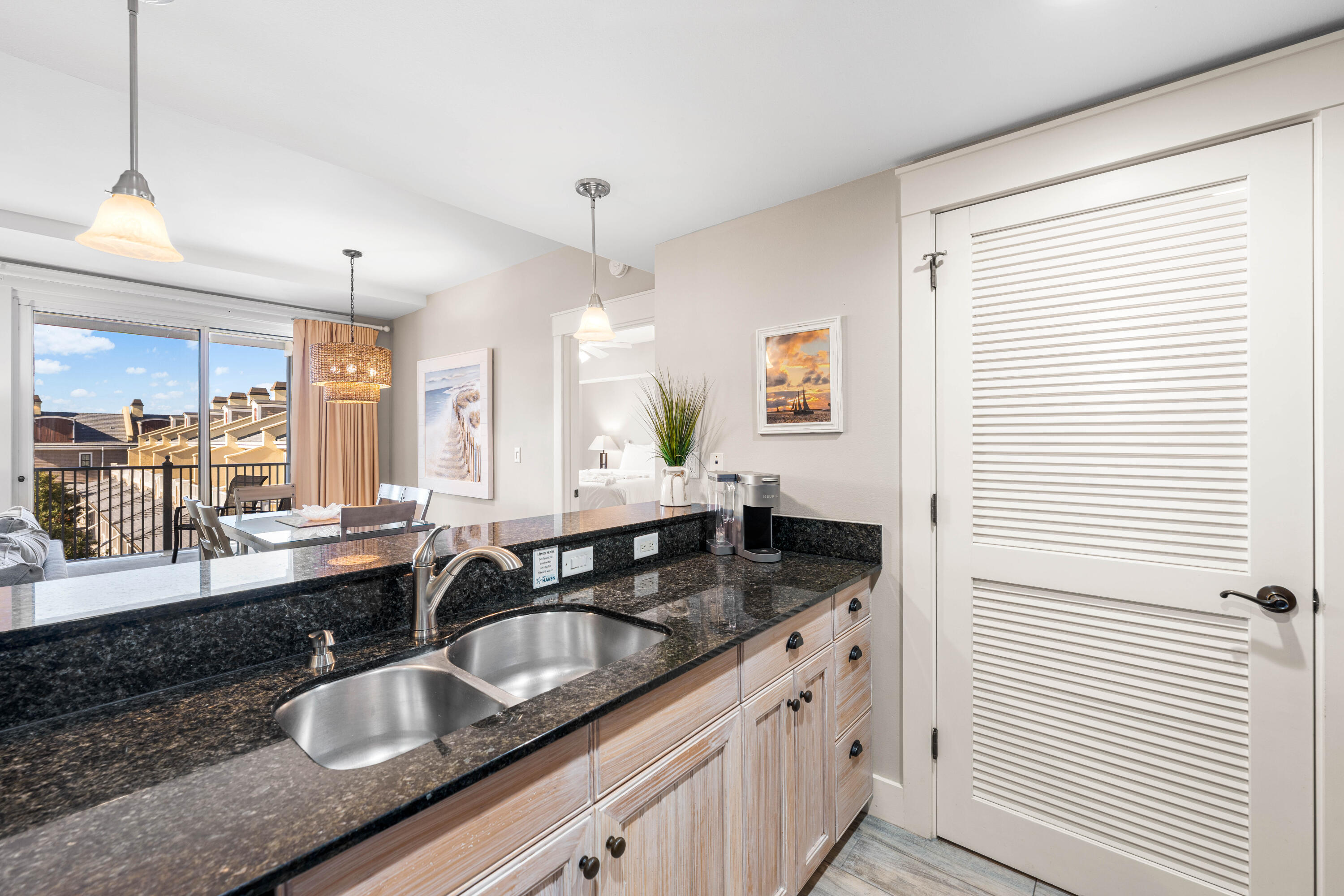 9200 Baytowne Wharf Boulevard 444/446