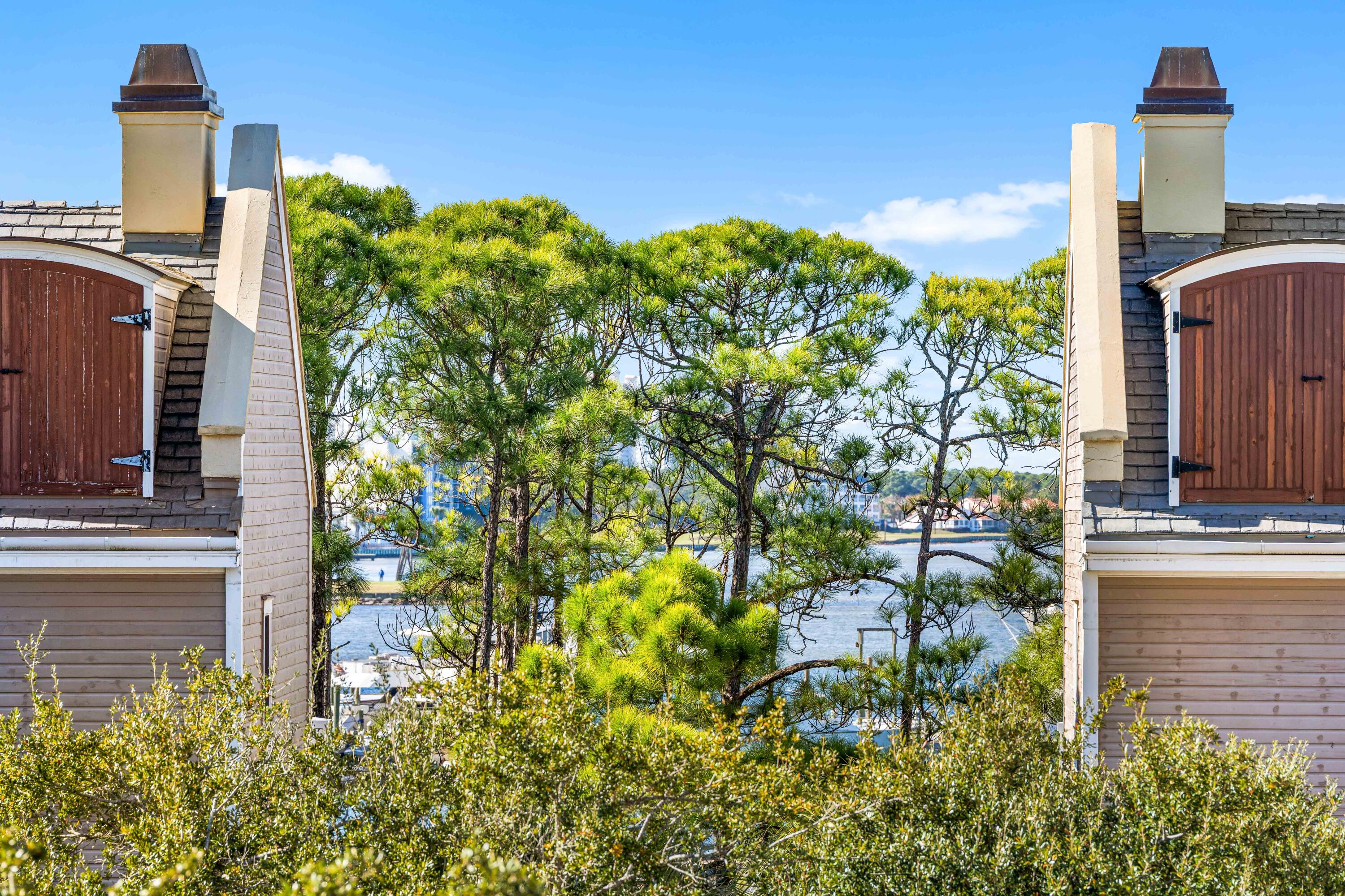 9200 Baytowne Wharf Boulevard 444/446