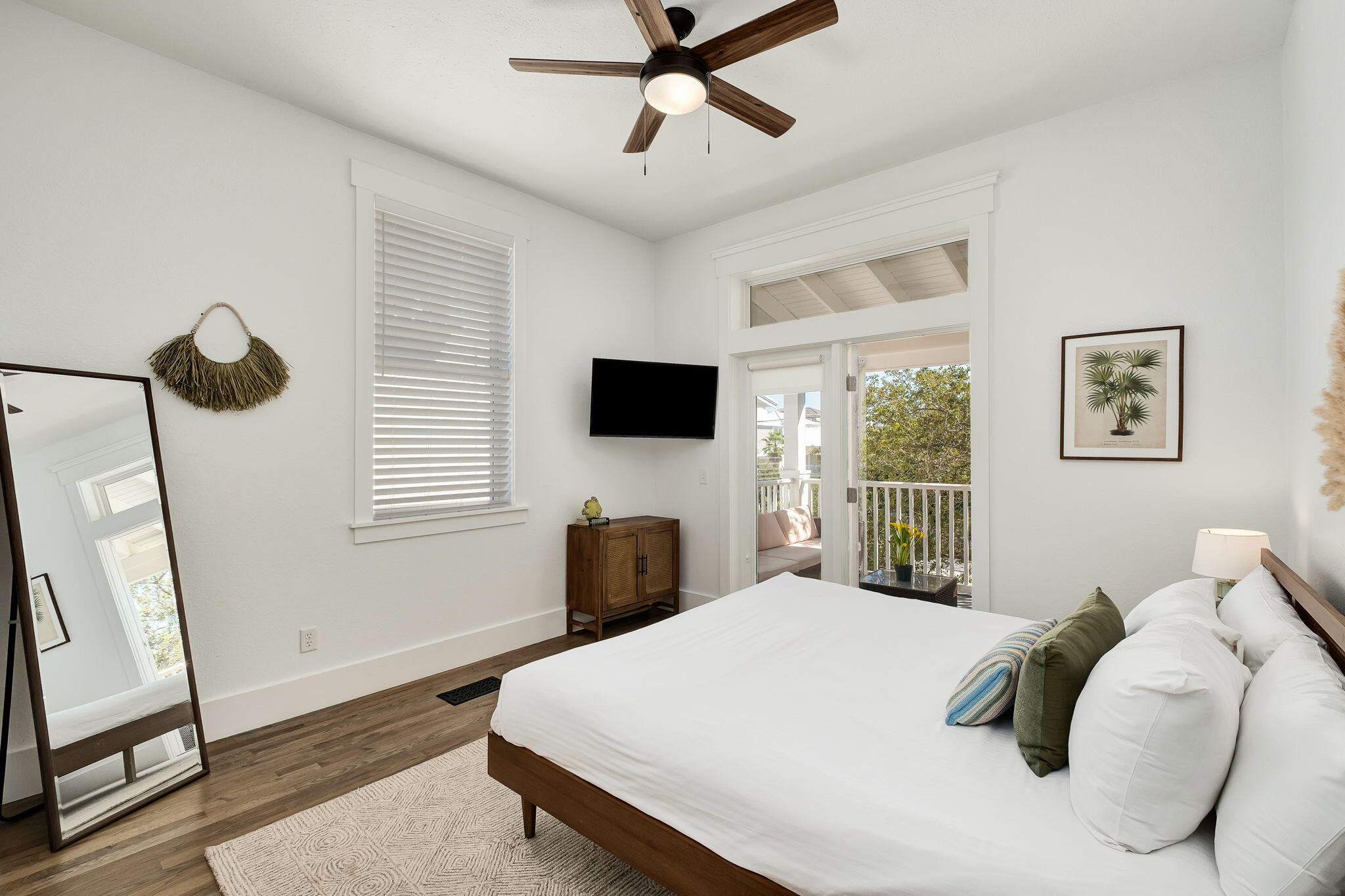 3319 E County Highway 30A