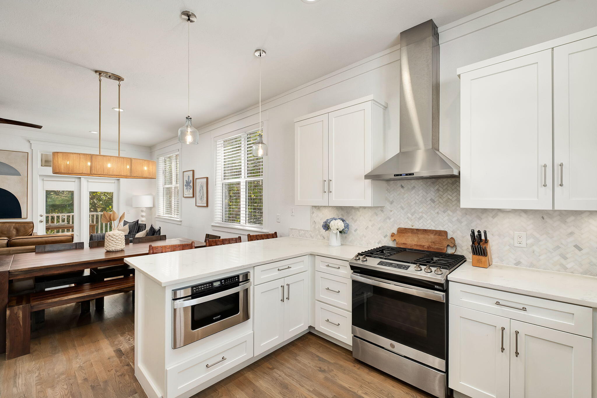 3319 E County Highway 30A