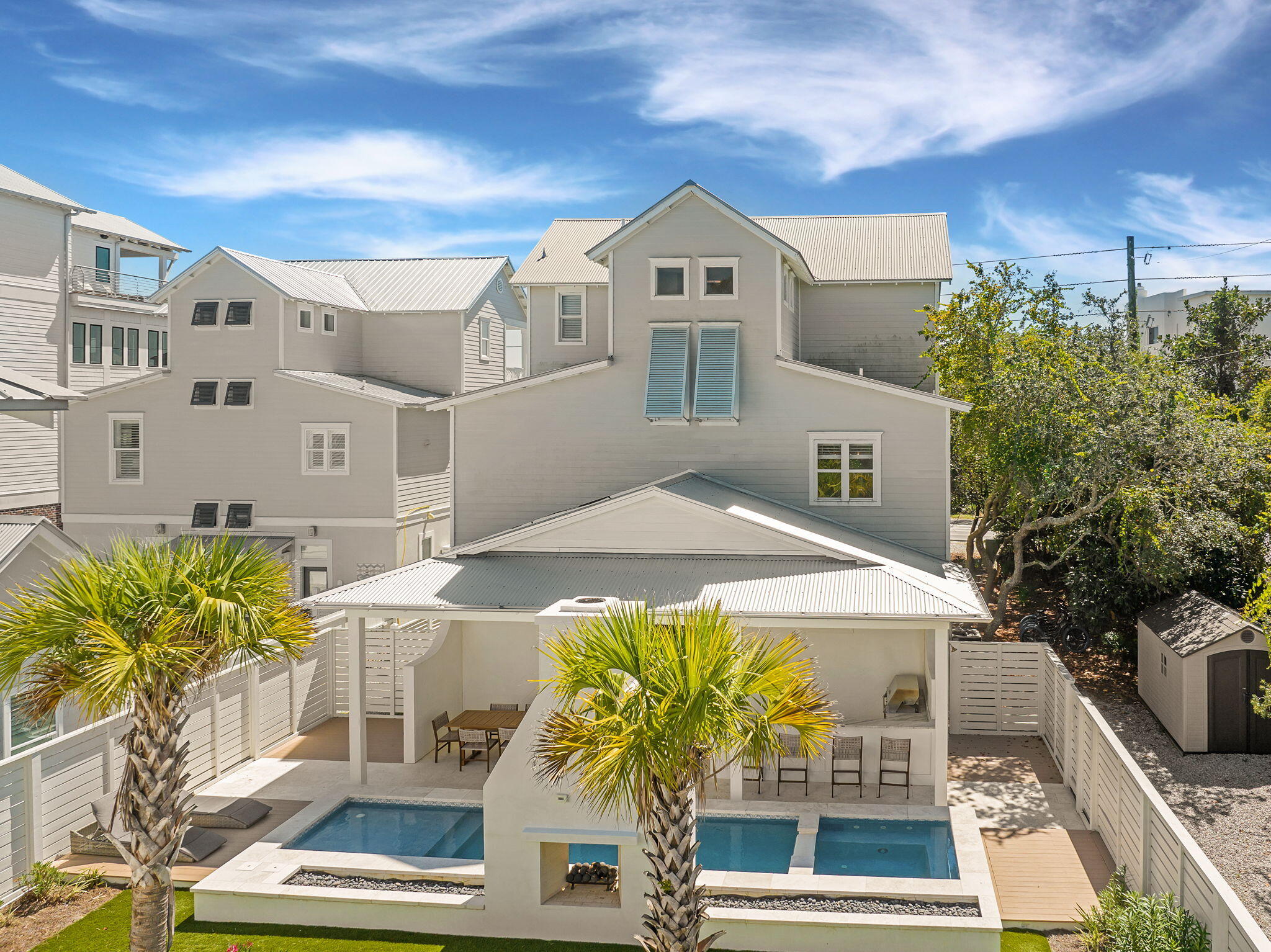 3319 E County Highway 30A