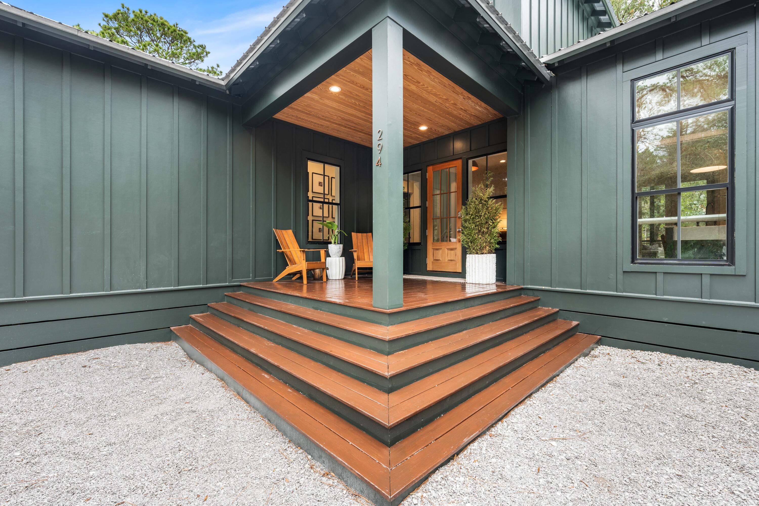 294 W Point Washington Road