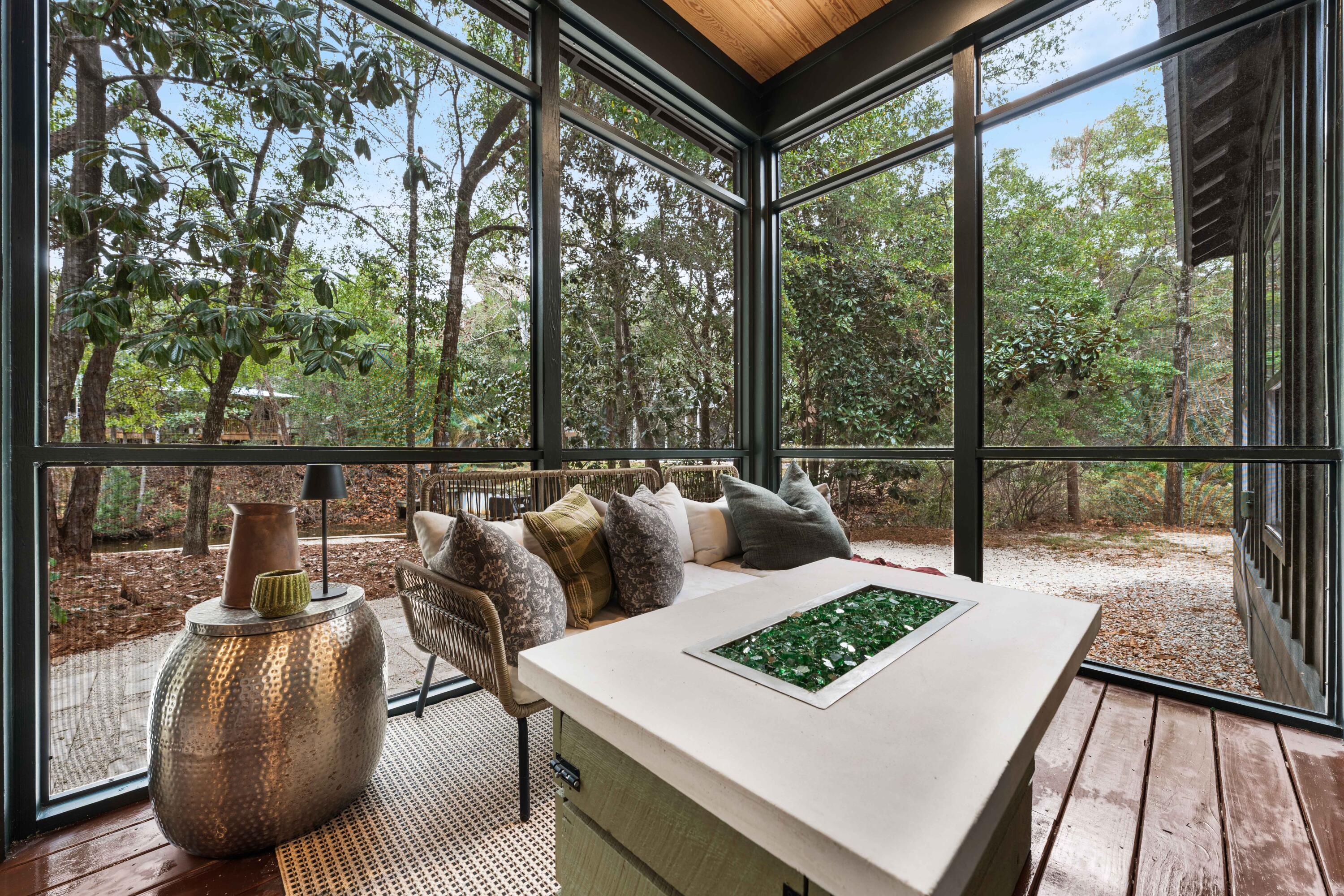 294 W Point Washington Road