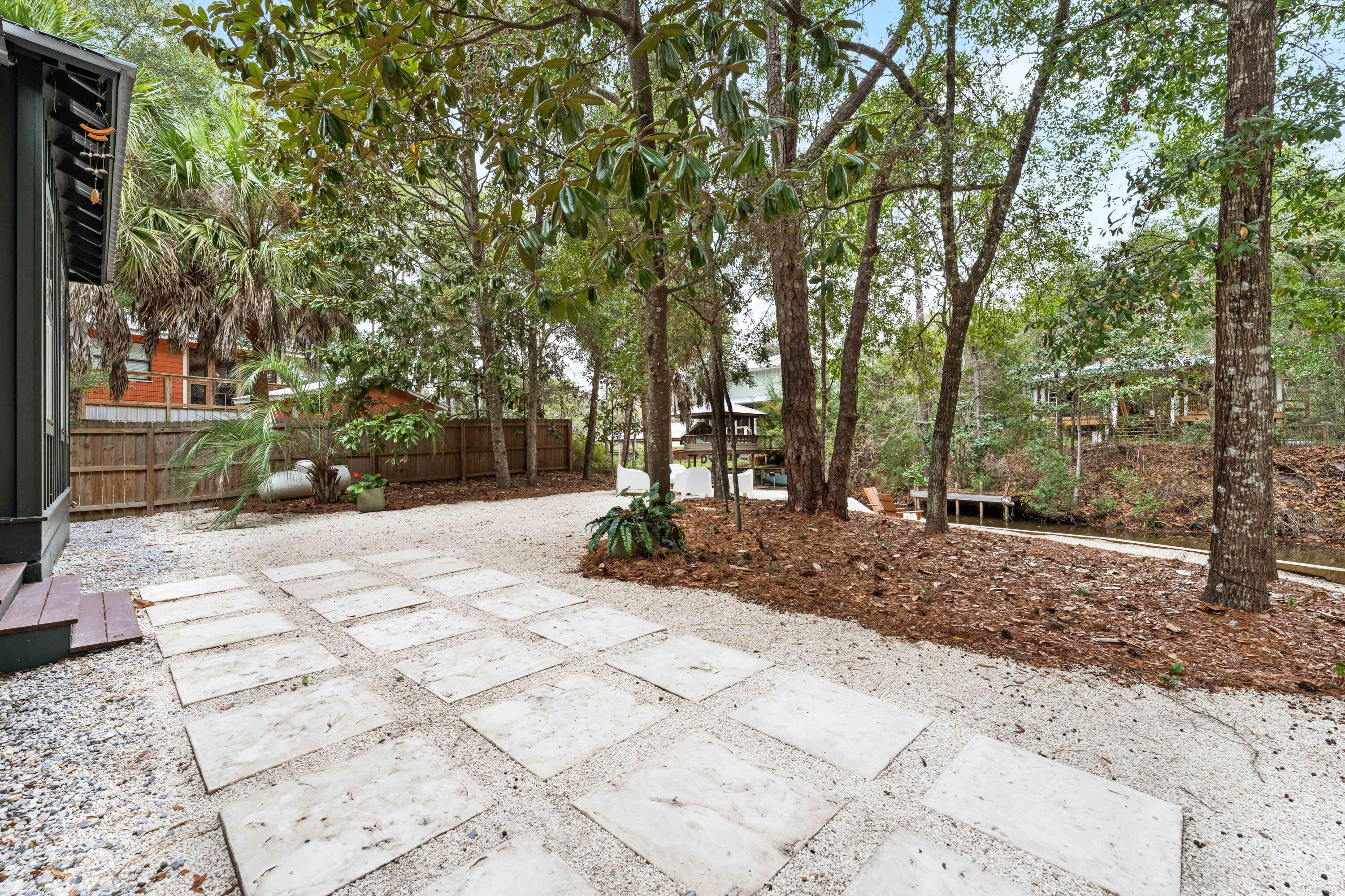 294 W Point Washington Road