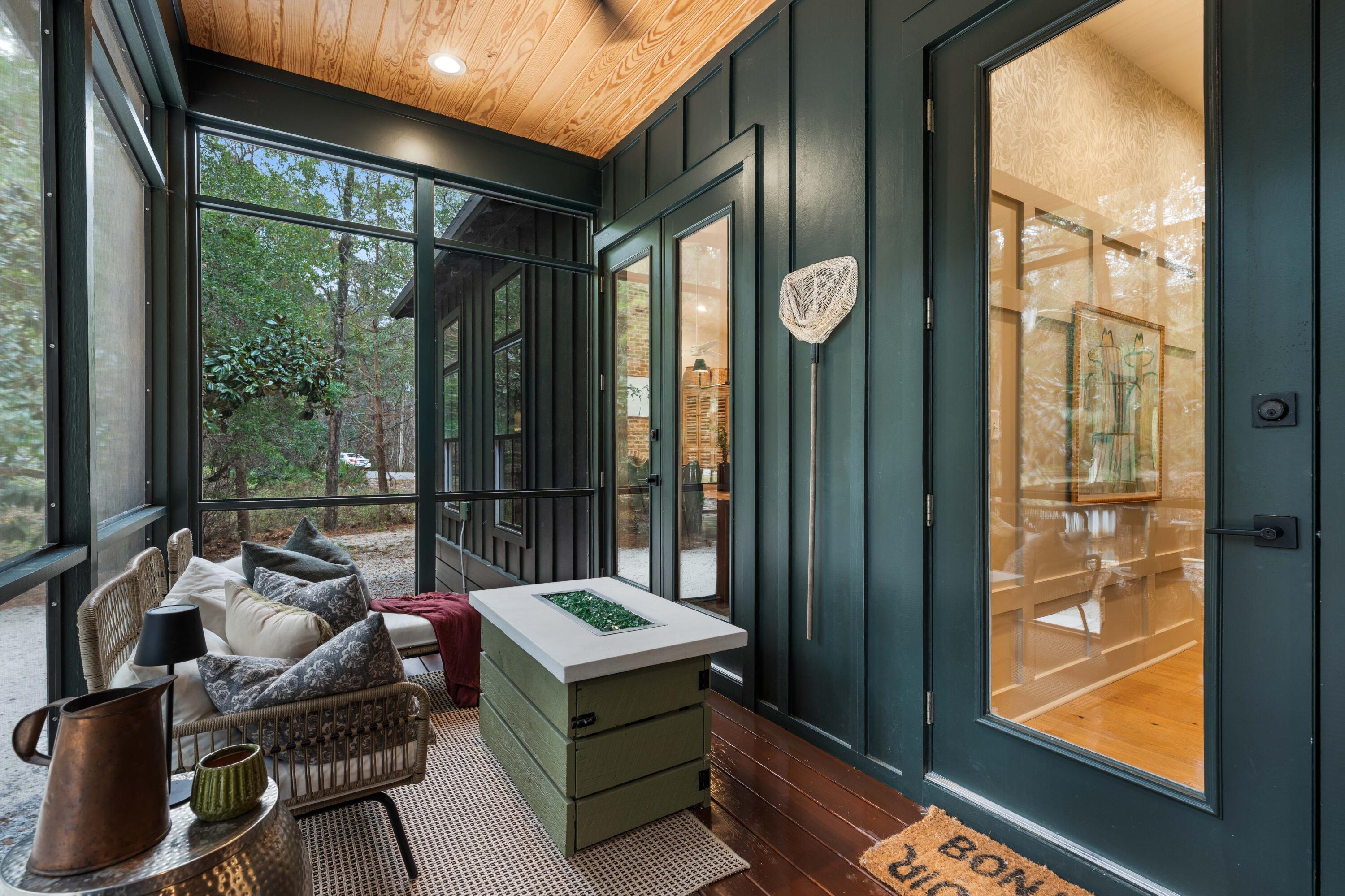 294 W Point Washington Road