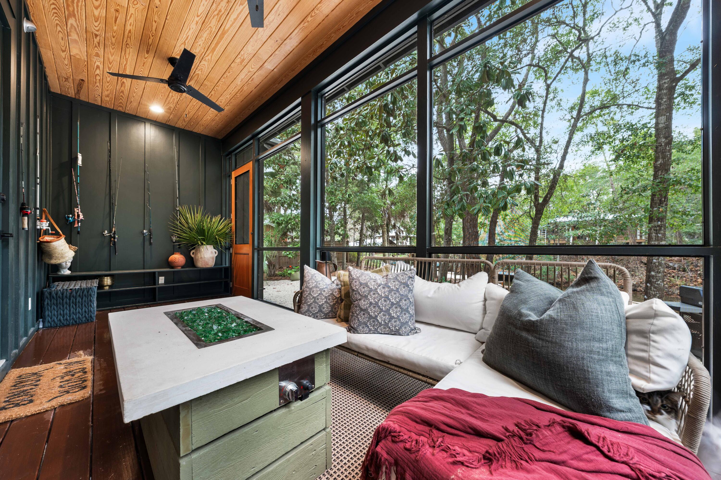 294 W Point Washington Road