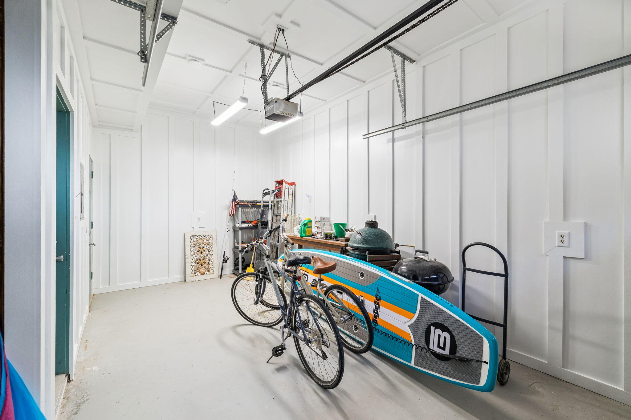 152 White Cliffs Boulevard