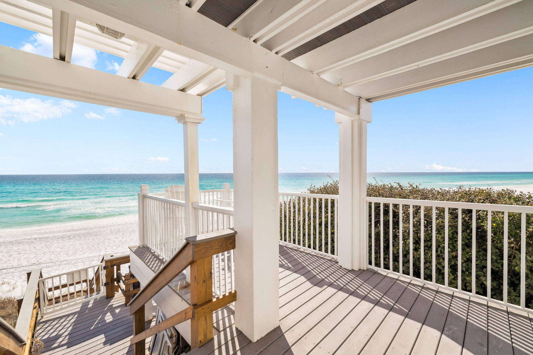 152 White Cliffs Boulevard