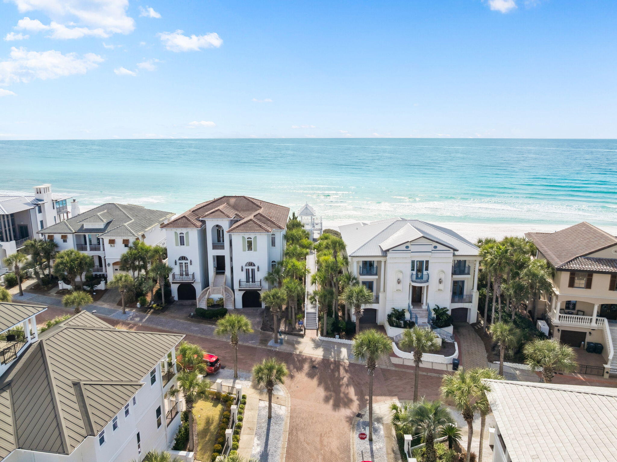 152 White Cliffs Boulevard