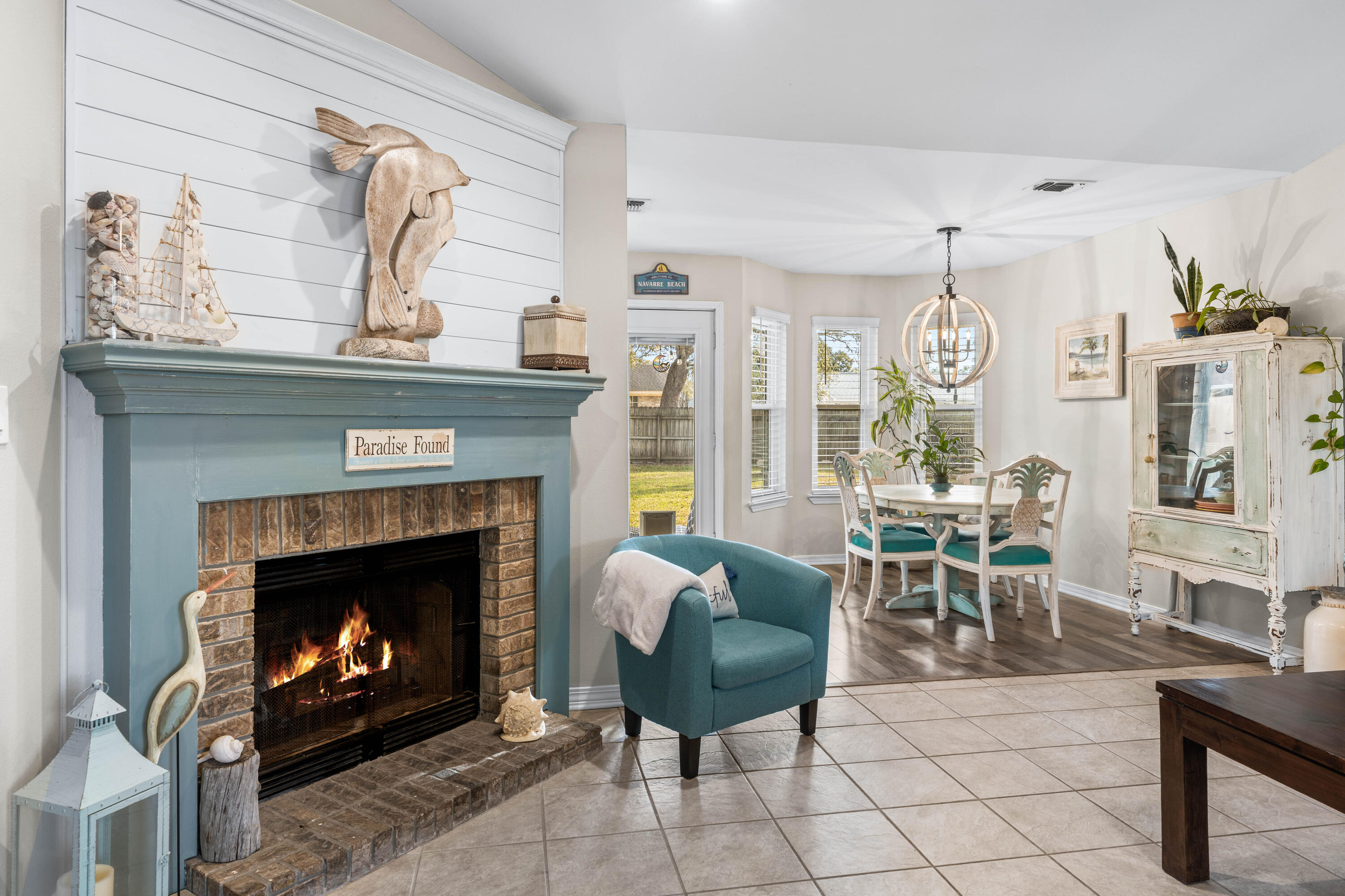 7867 Pleasant Oak Avenue