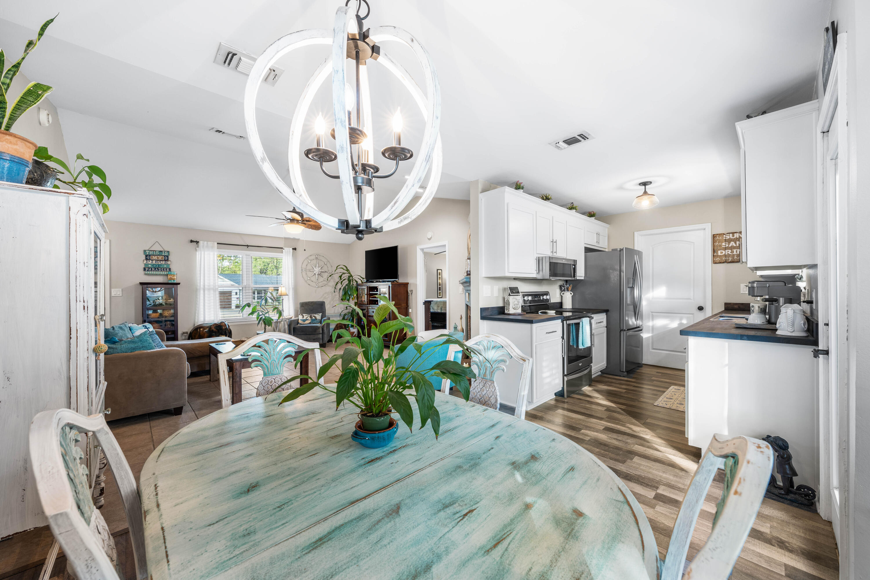 7867 Pleasant Oak Avenue