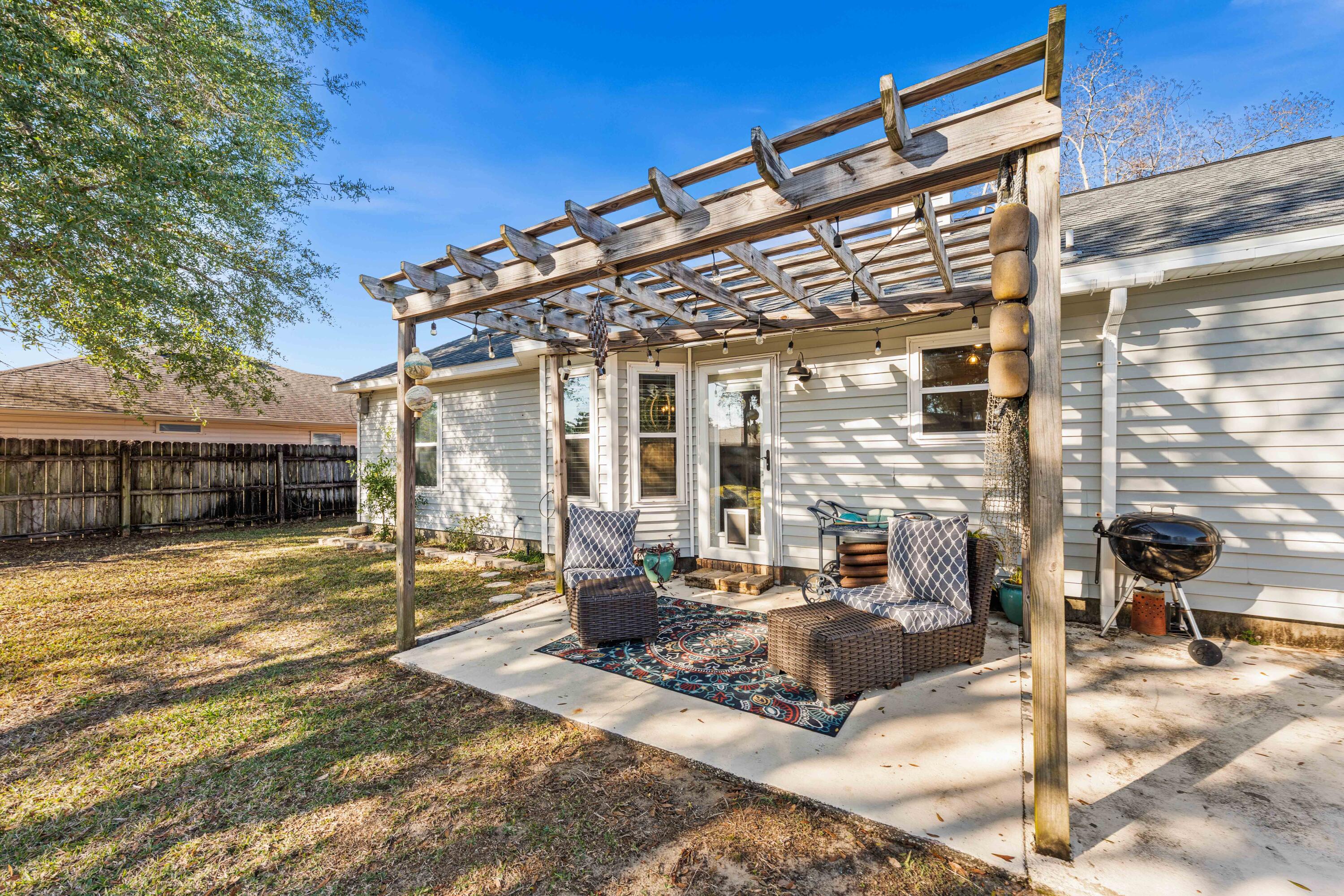 7867 Pleasant Oak Avenue