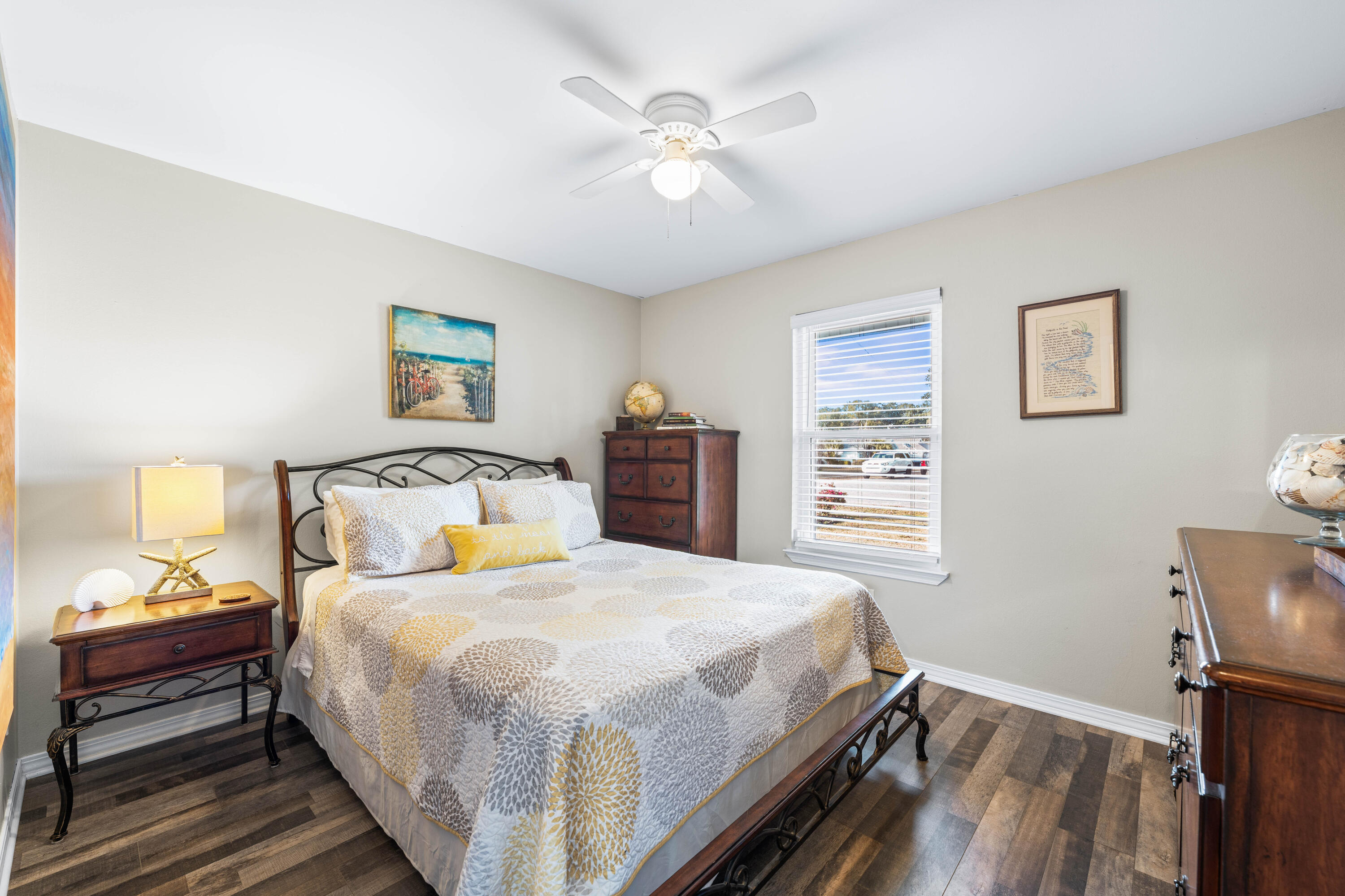 7867 Pleasant Oak Avenue