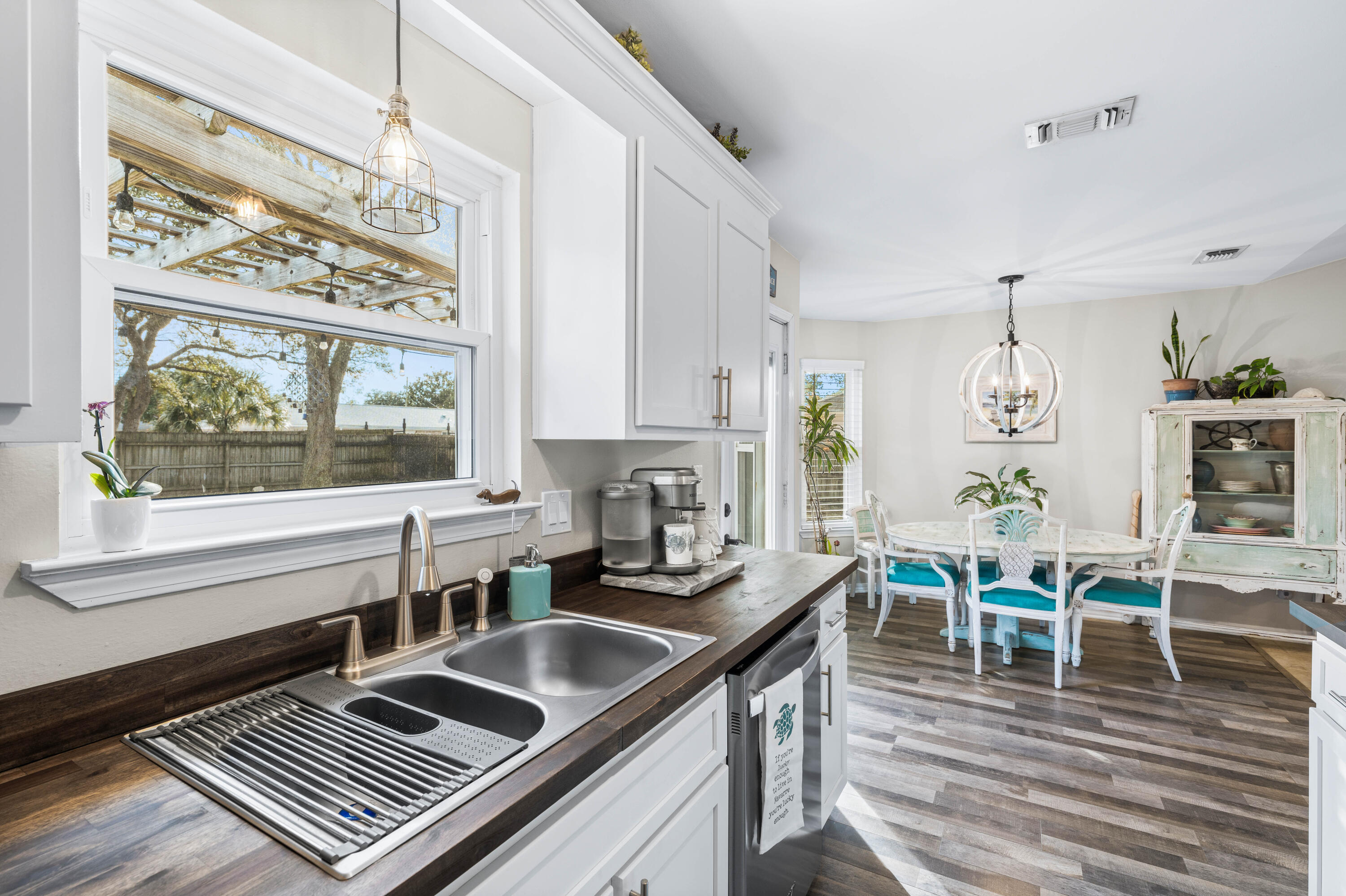 7867 Pleasant Oak Avenue