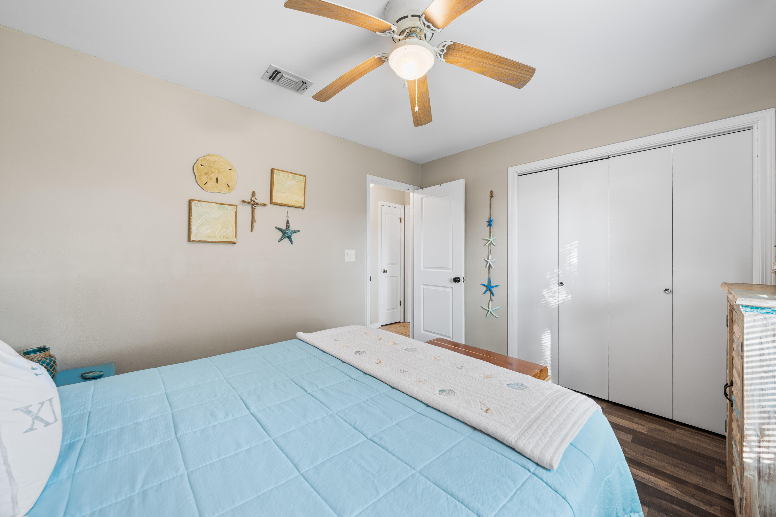 7867 Pleasant Oak Avenue