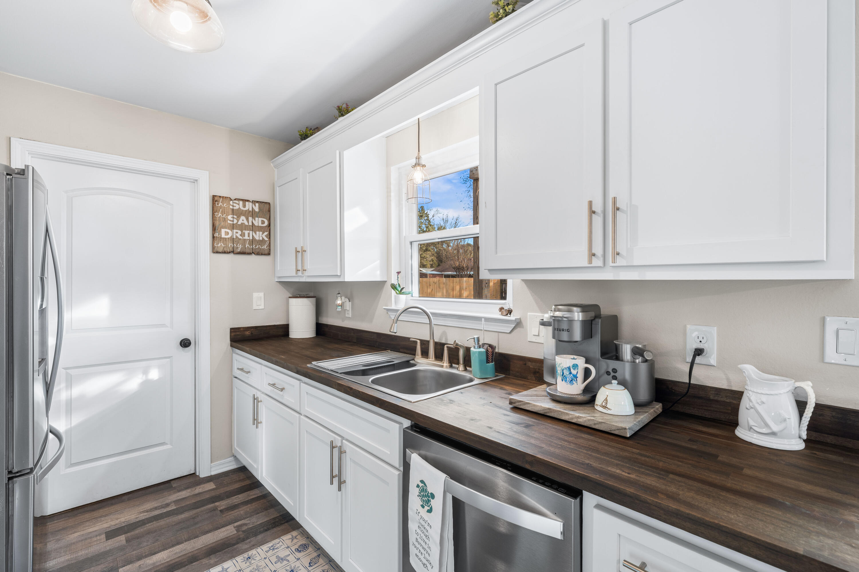 7867 Pleasant Oak Avenue