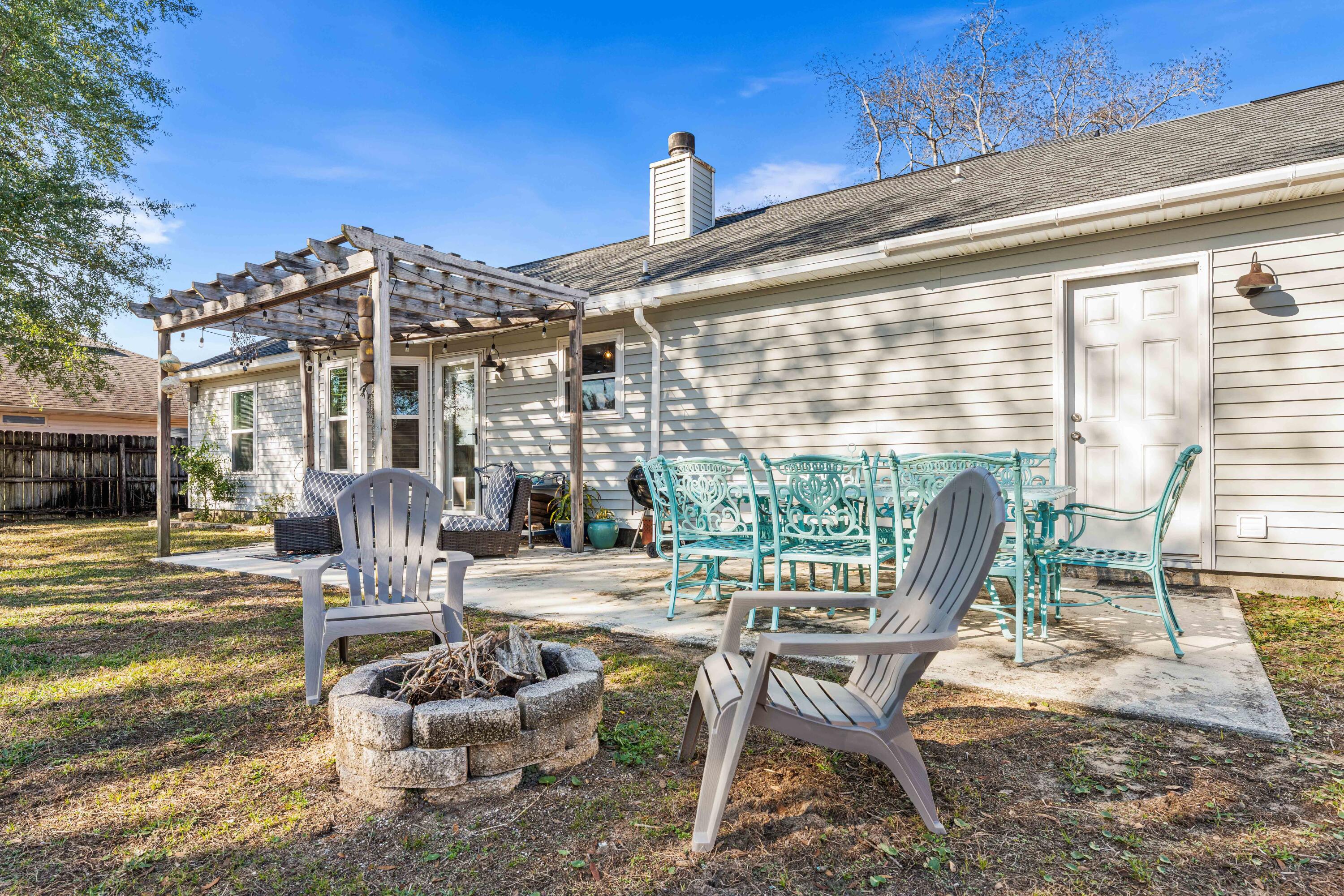 7867 Pleasant Oak Avenue