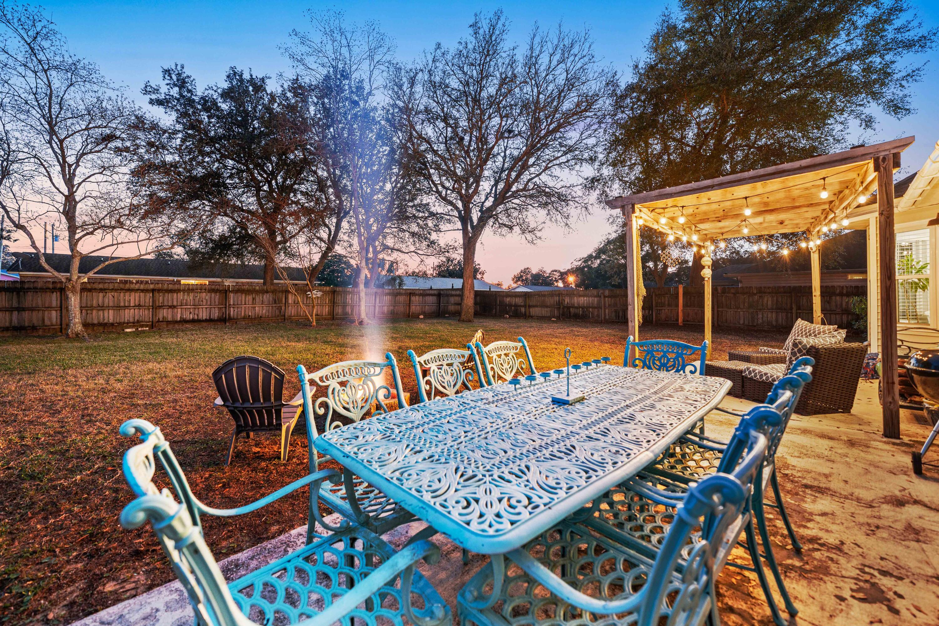 7867 Pleasant Oak Avenue