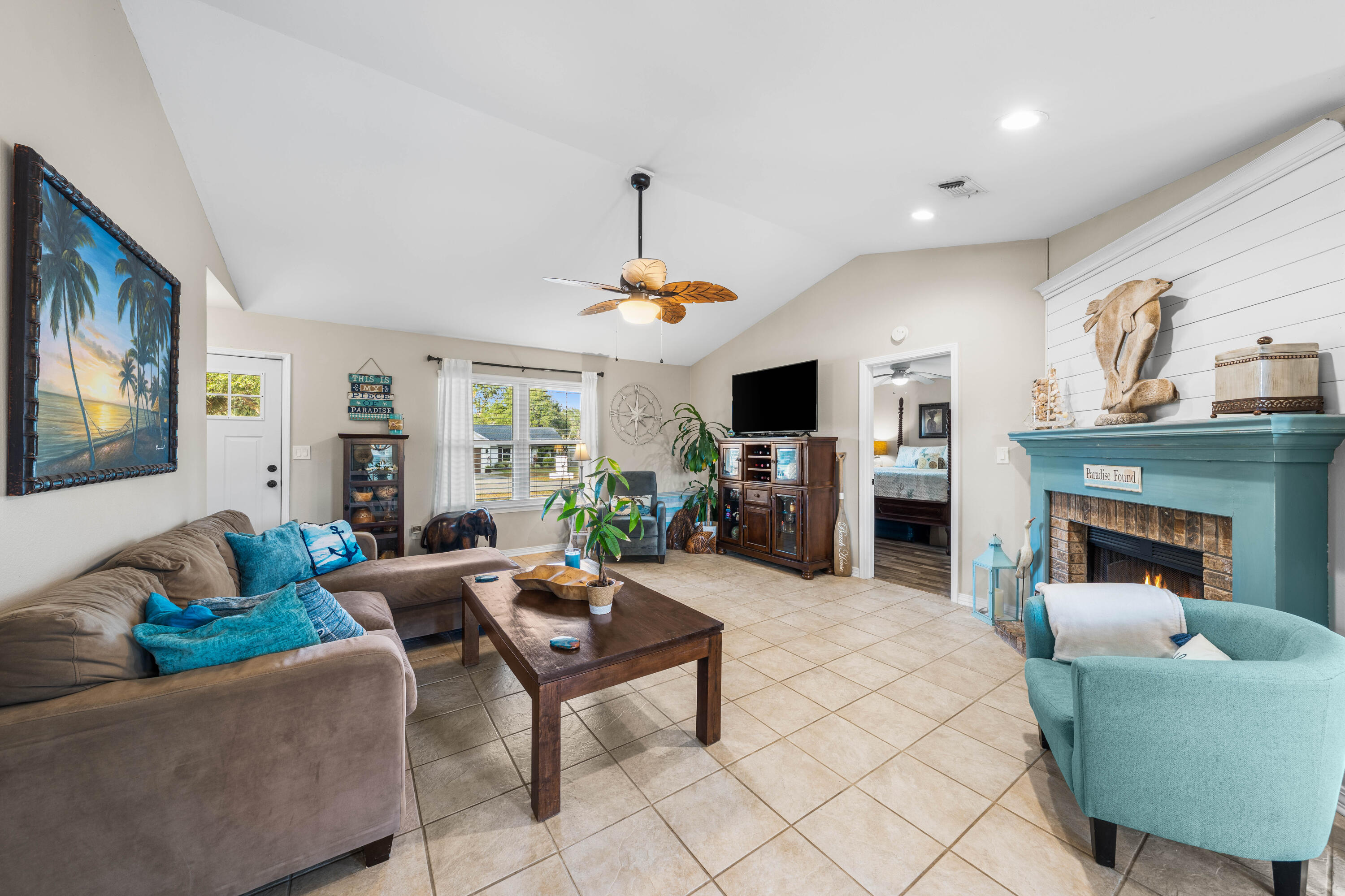 7867 Pleasant Oak Avenue