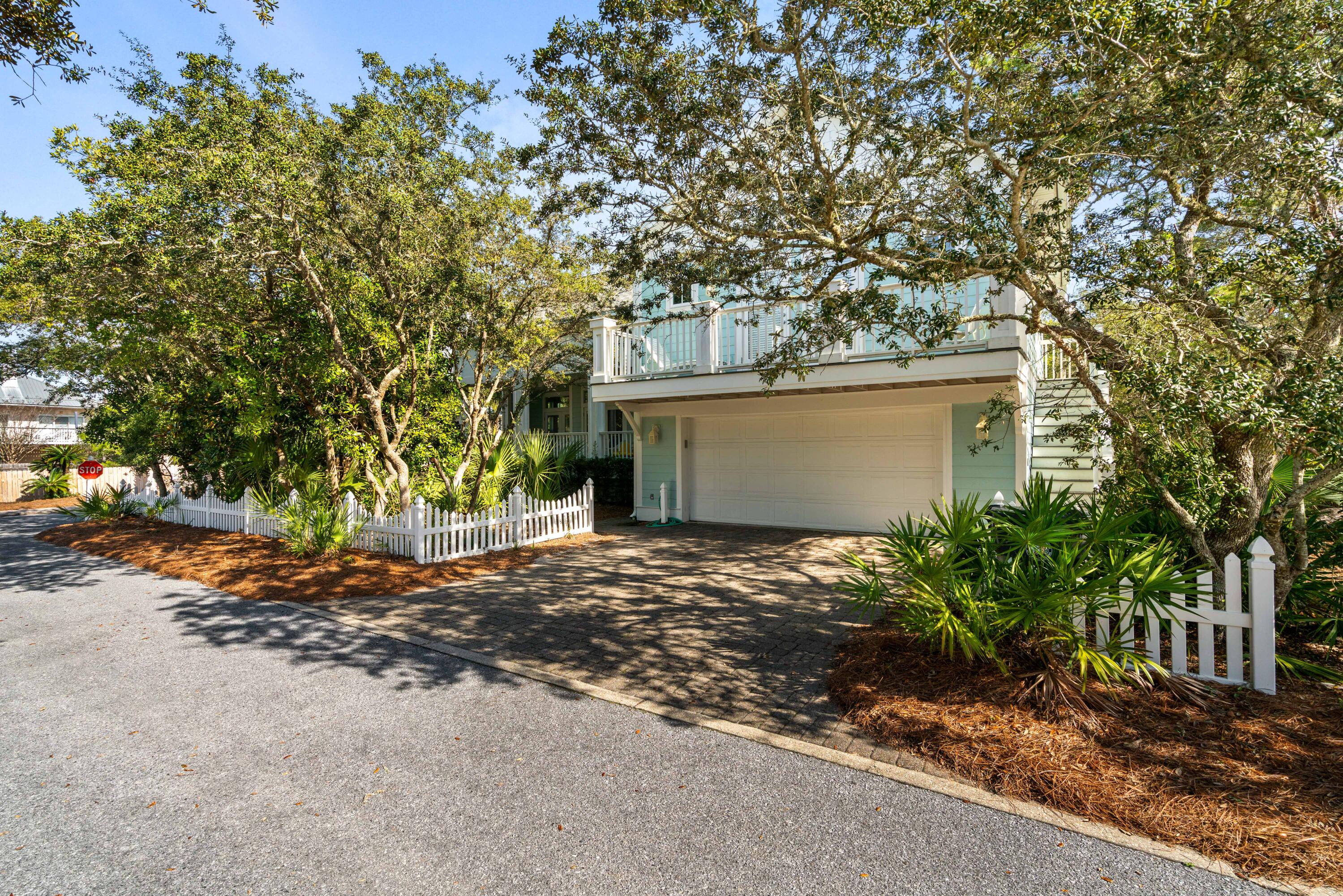 10 Boardwalk Lane Lane