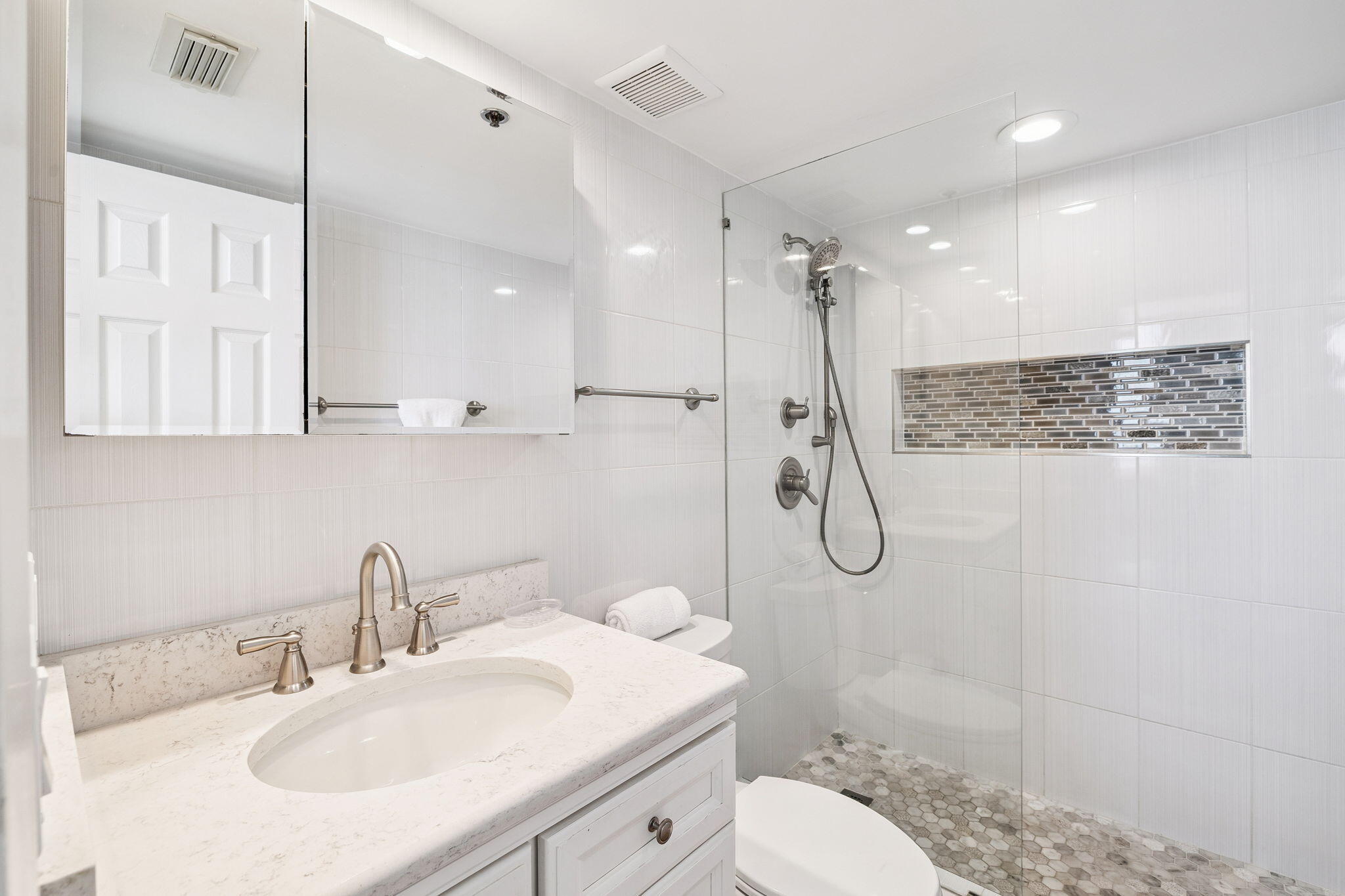 4100 E Co Highway 30A 1606