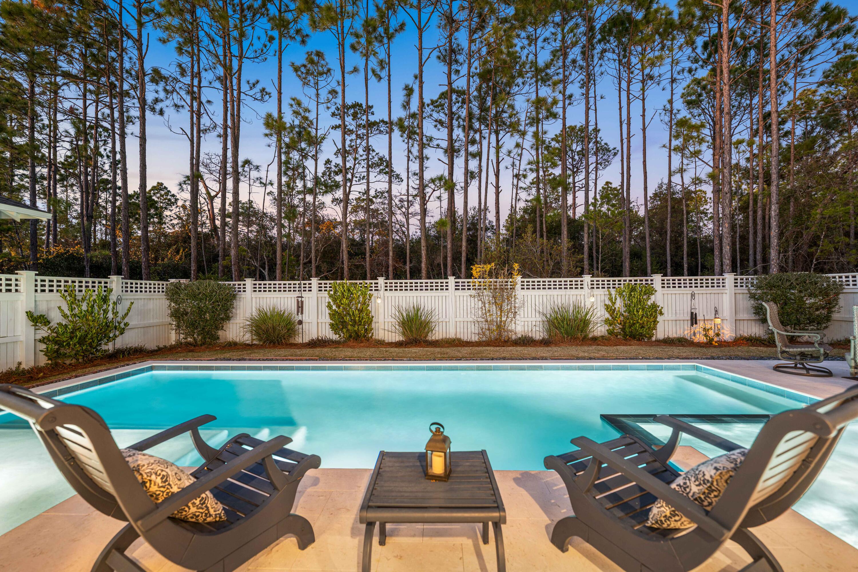 41 E Firethorn Circle