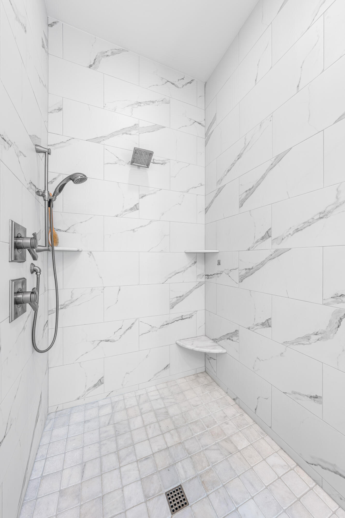 41 E Firethorn Circle