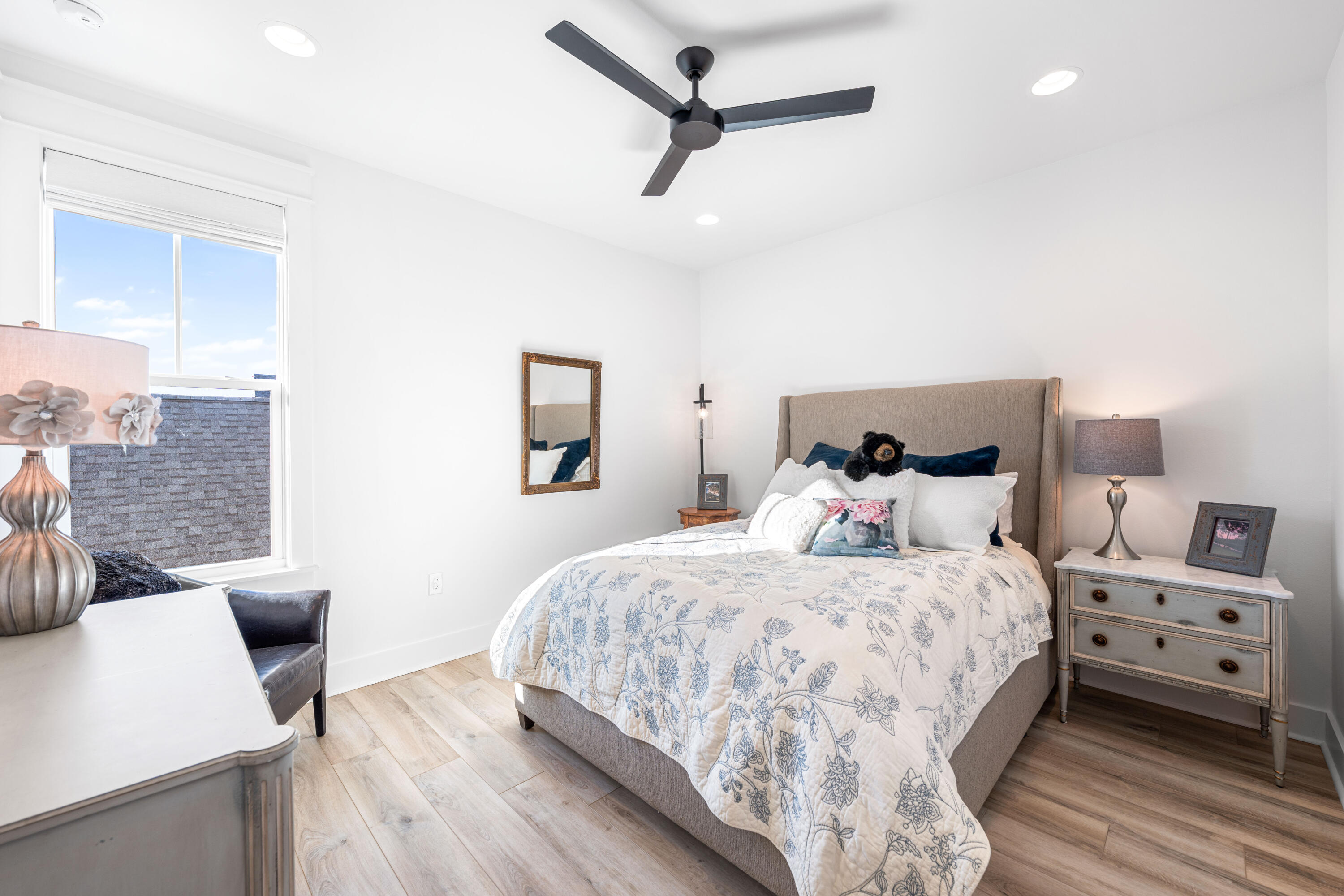 41 E Firethorn Circle