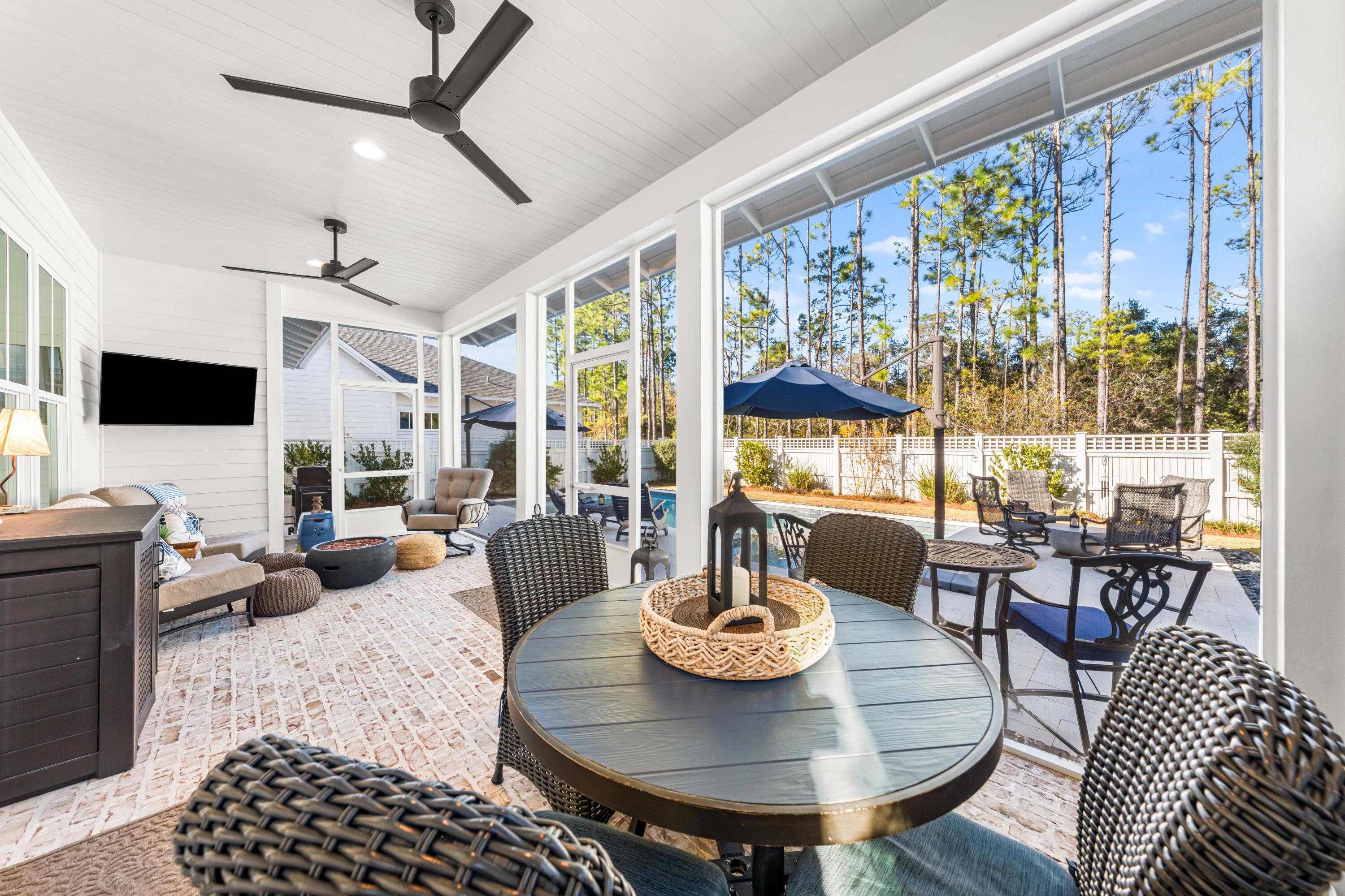 41 E Firethorn Circle