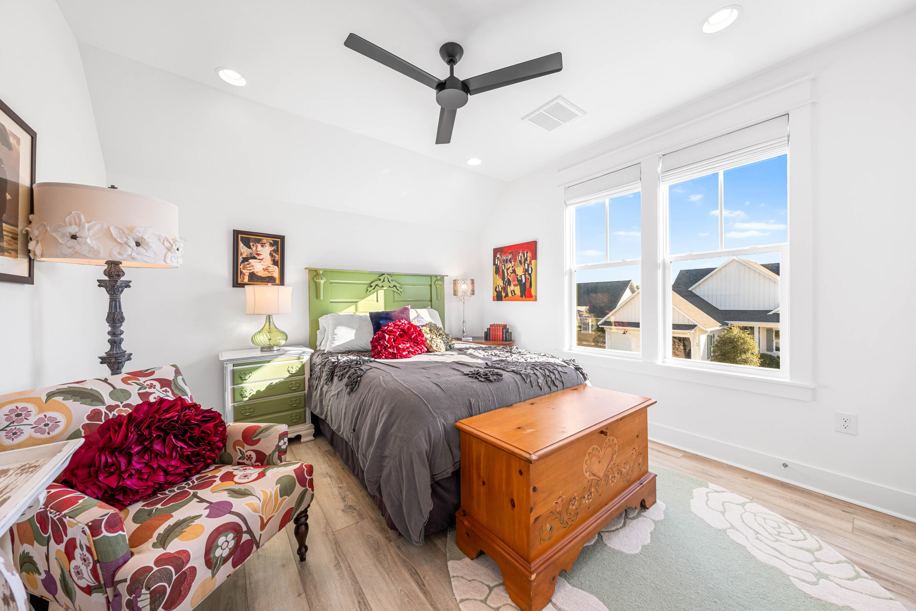 41 E Firethorn Circle