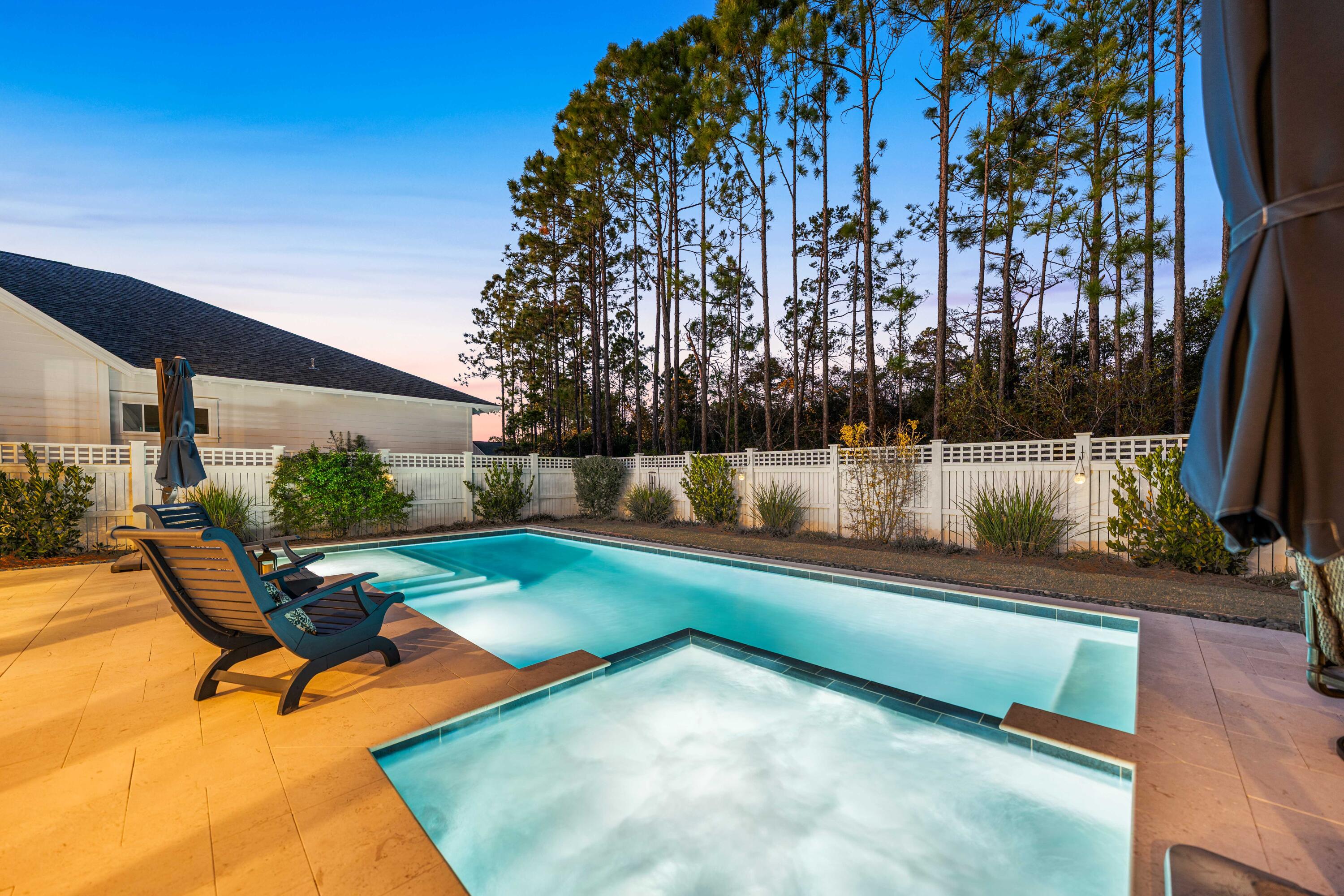 41 E Firethorn Circle