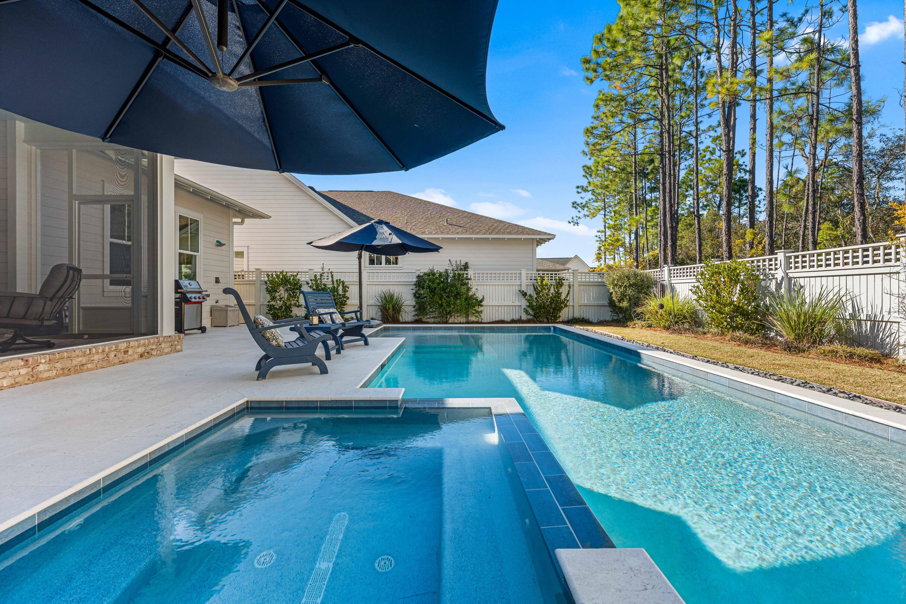 41 E Firethorn Circle