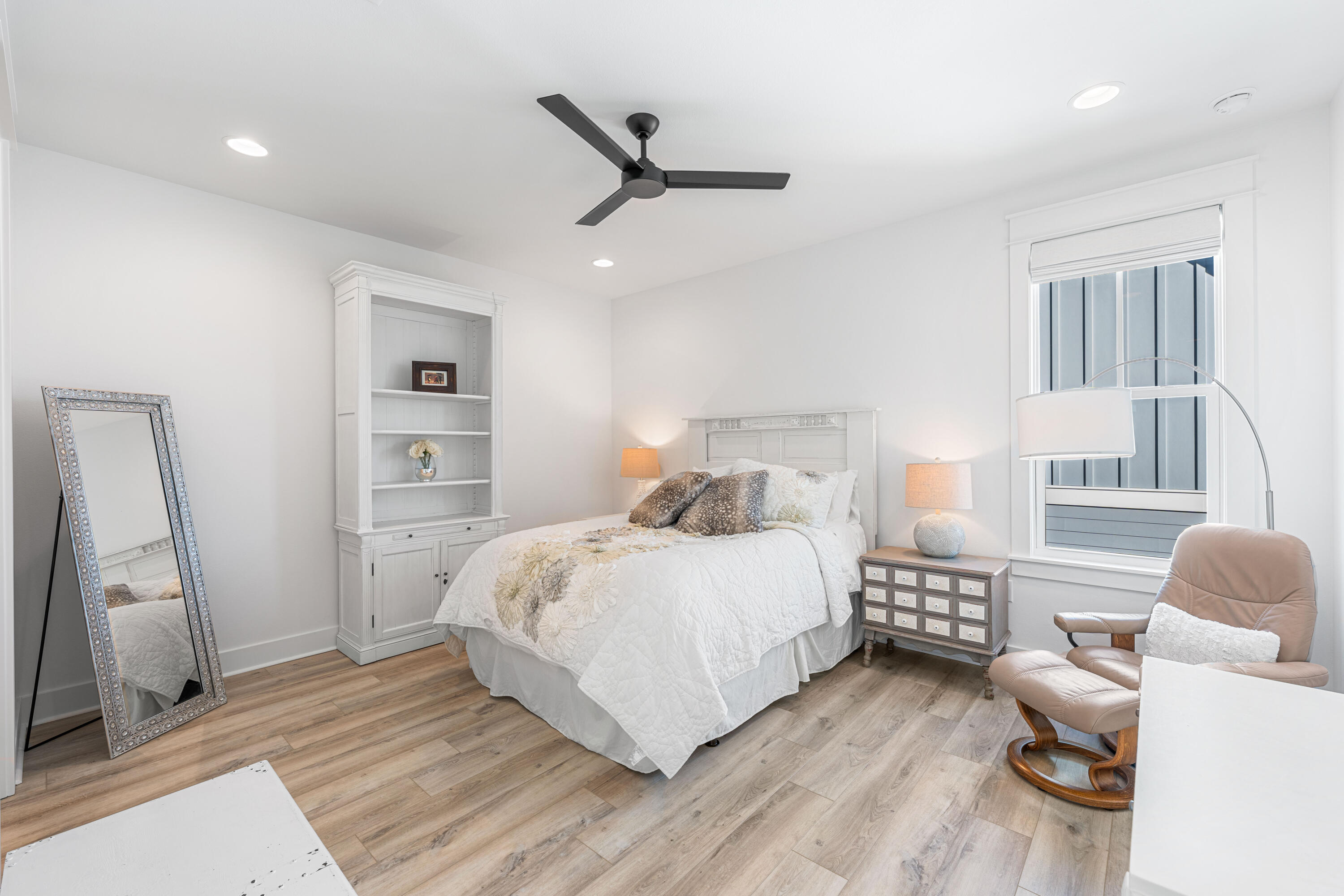 41 E Firethorn Circle