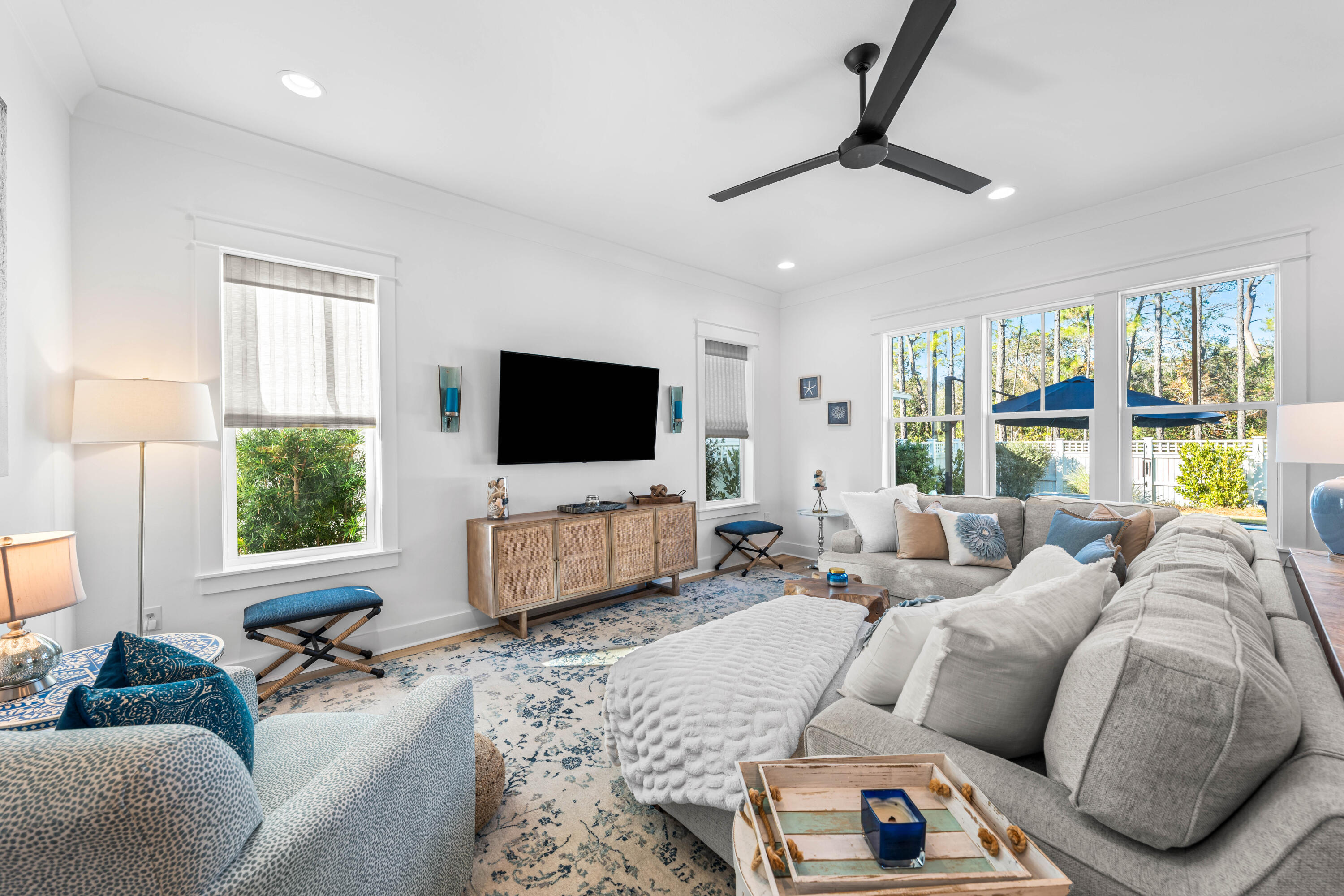 41 E Firethorn Circle