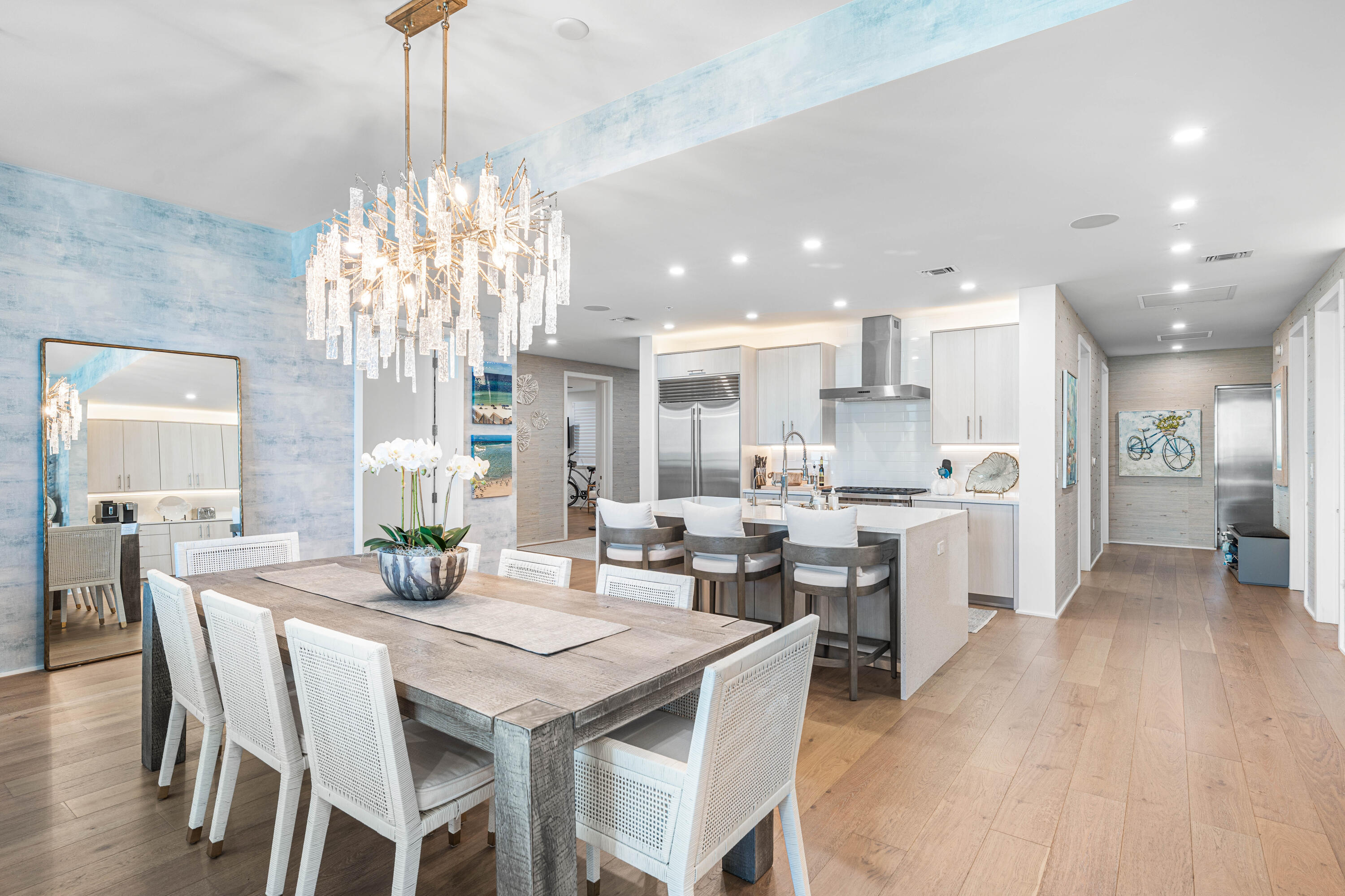 3820 E County Hwy 30A 307