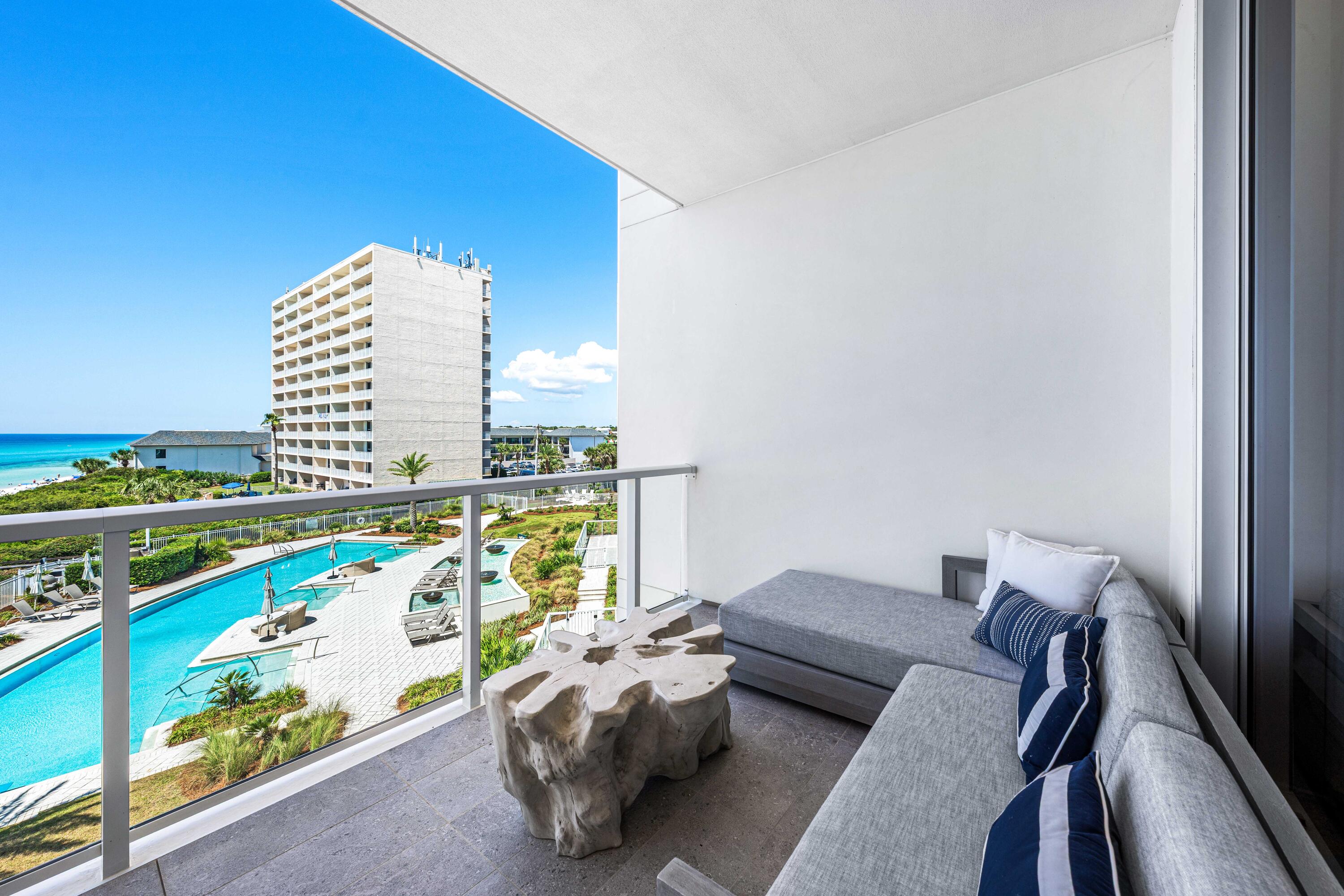 3820 E County Hwy 30A 307