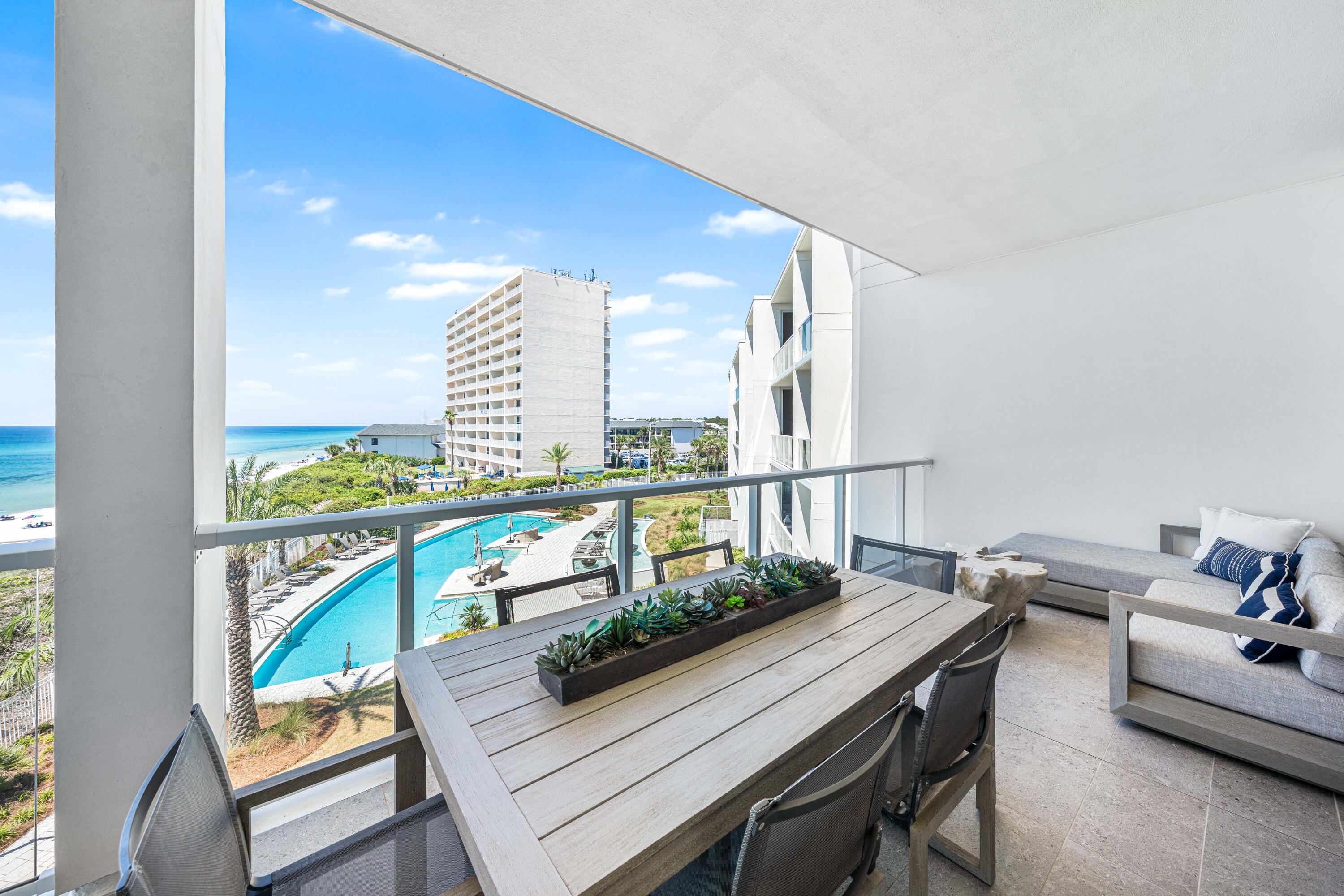 3820 E County Hwy 30A 307