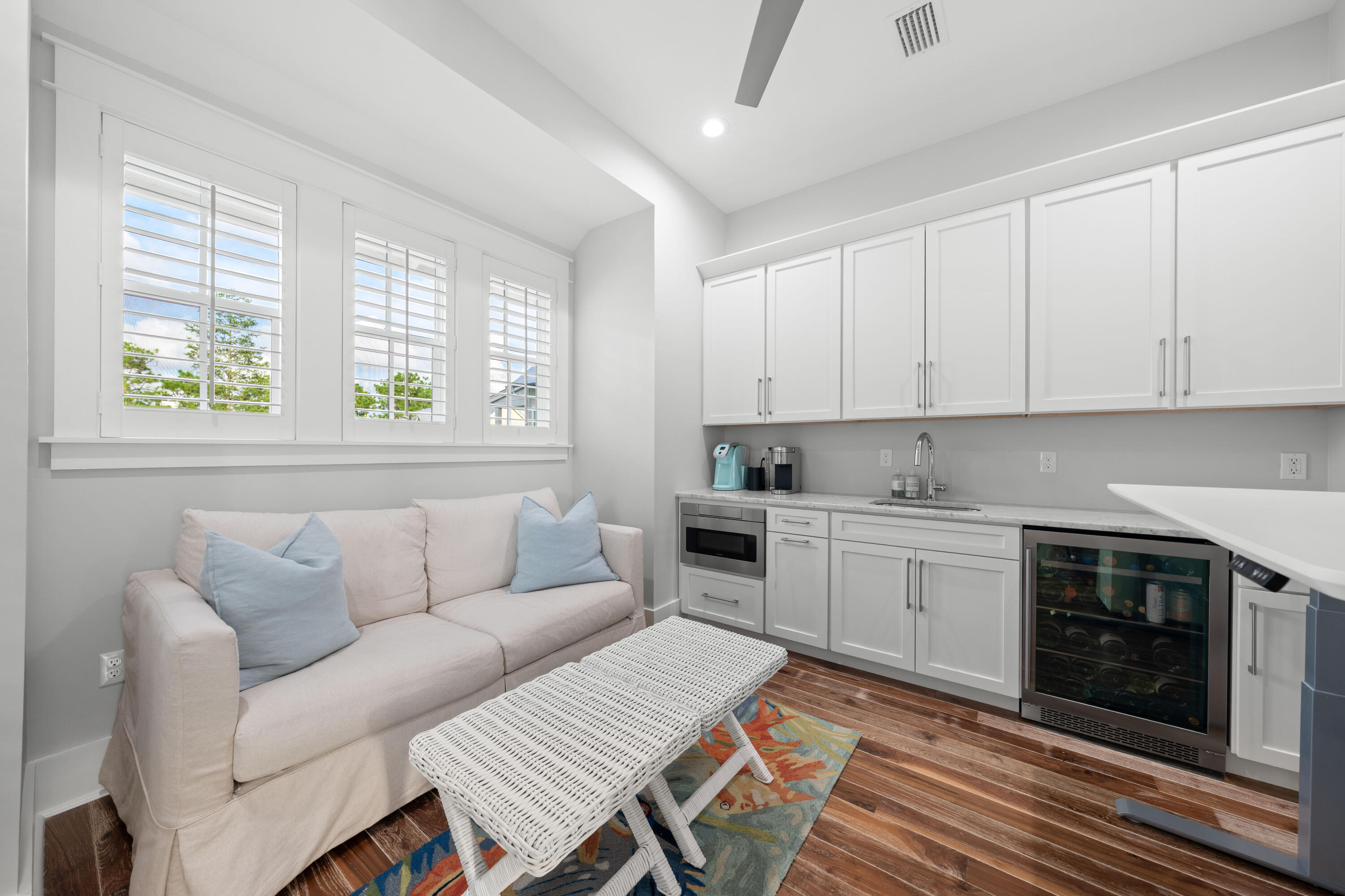 655 E Royal Fern Way