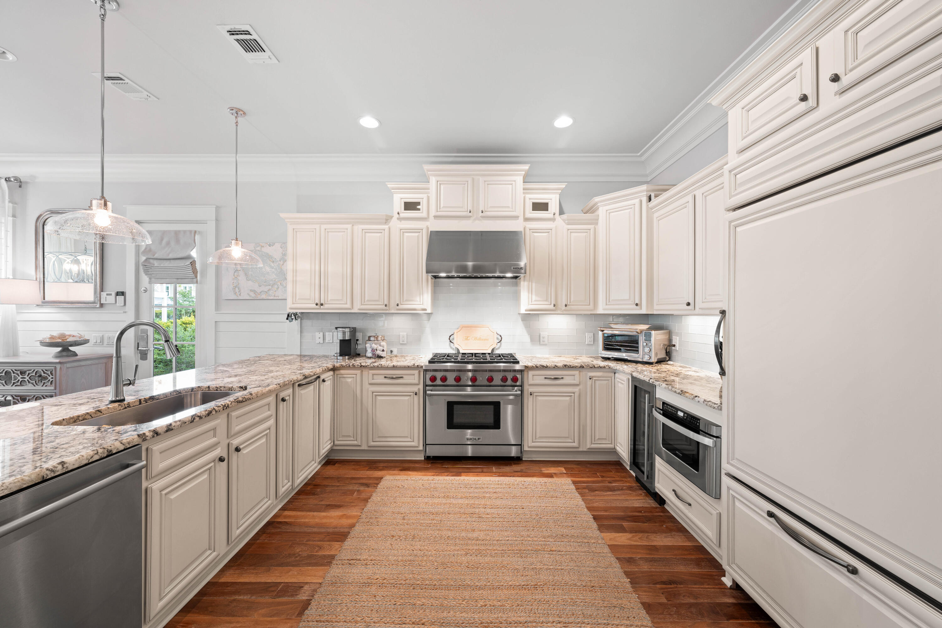 655 E Royal Fern Way