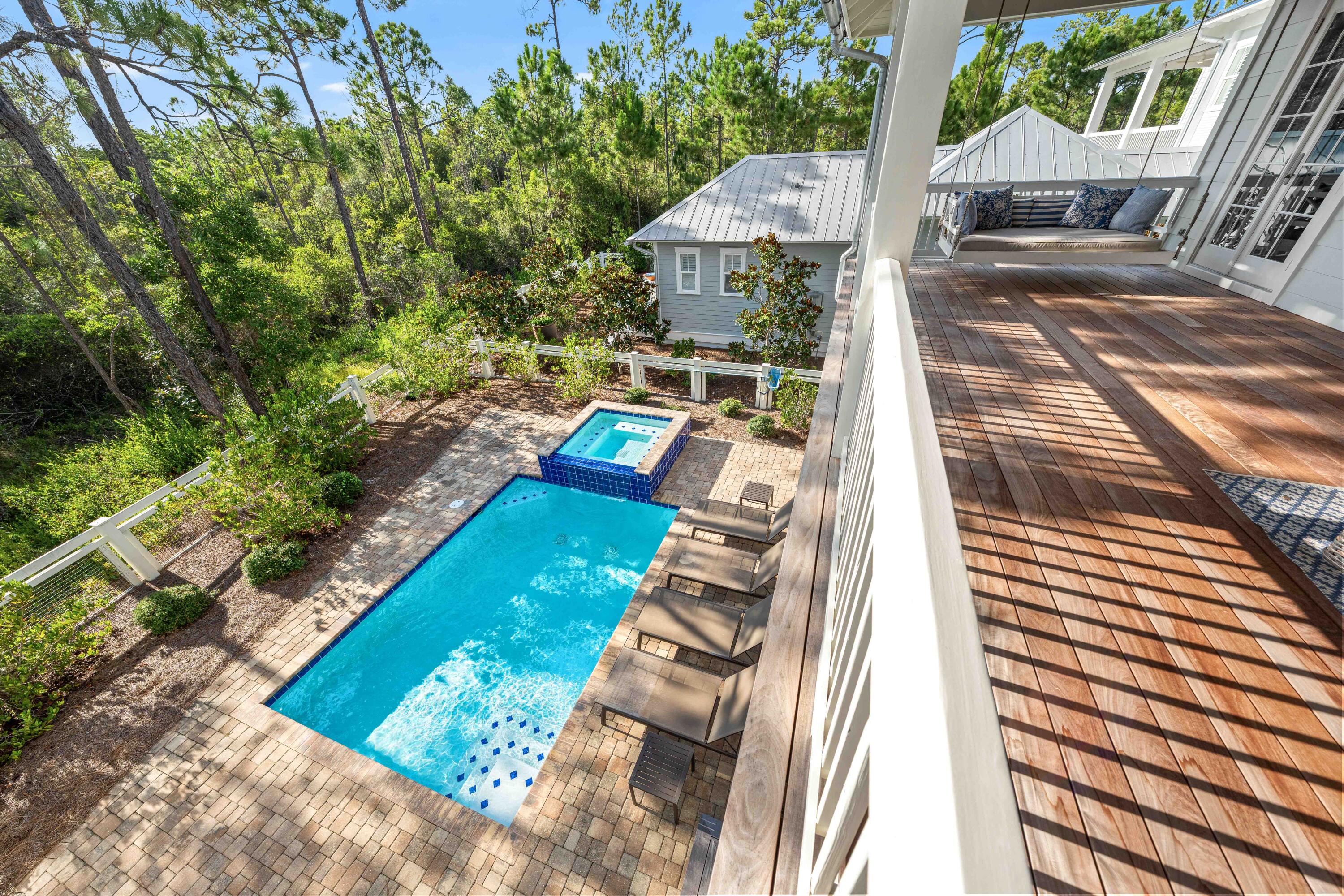 655 E Royal Fern Way