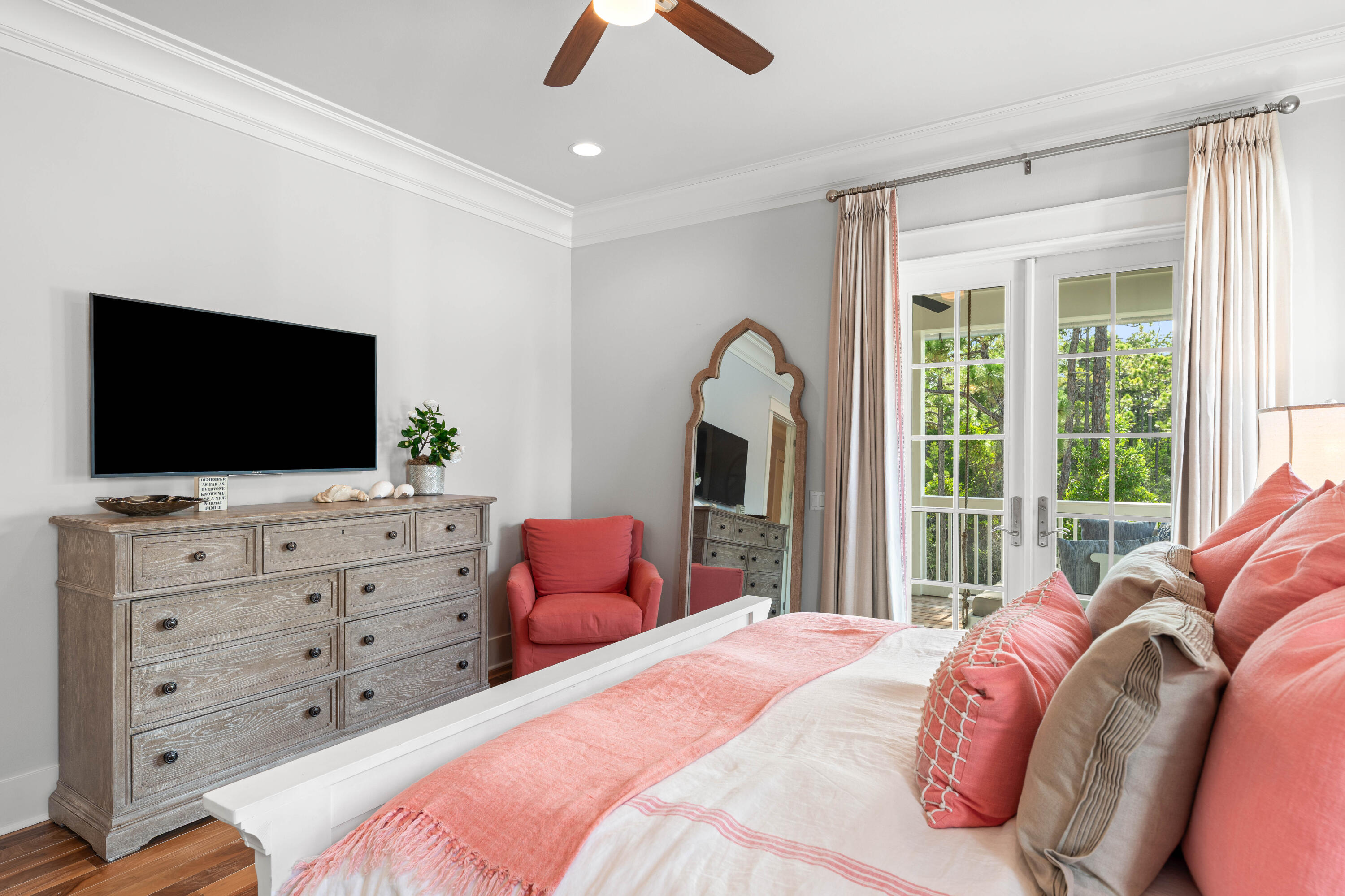 655 E Royal Fern Way