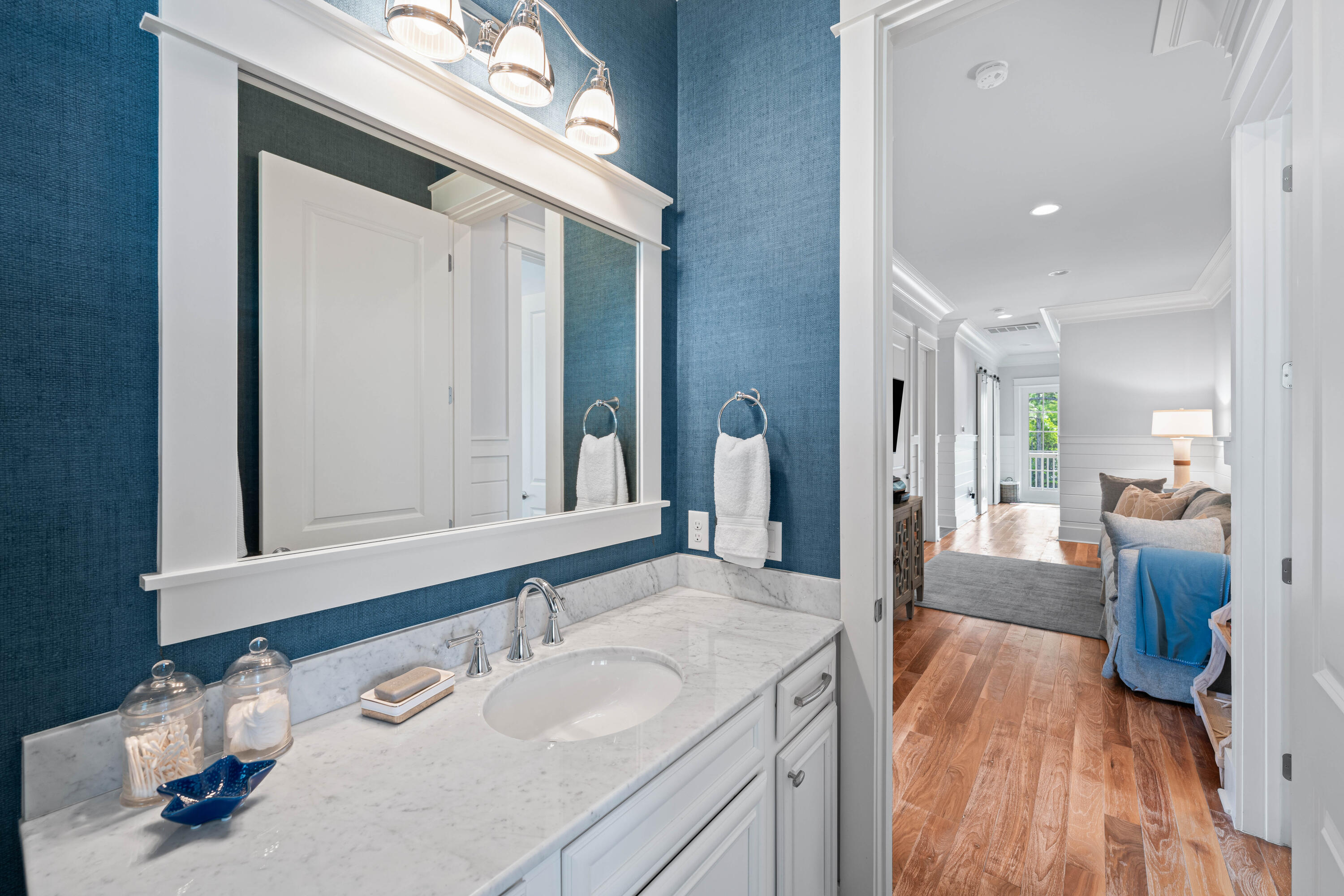 655 E Royal Fern Way