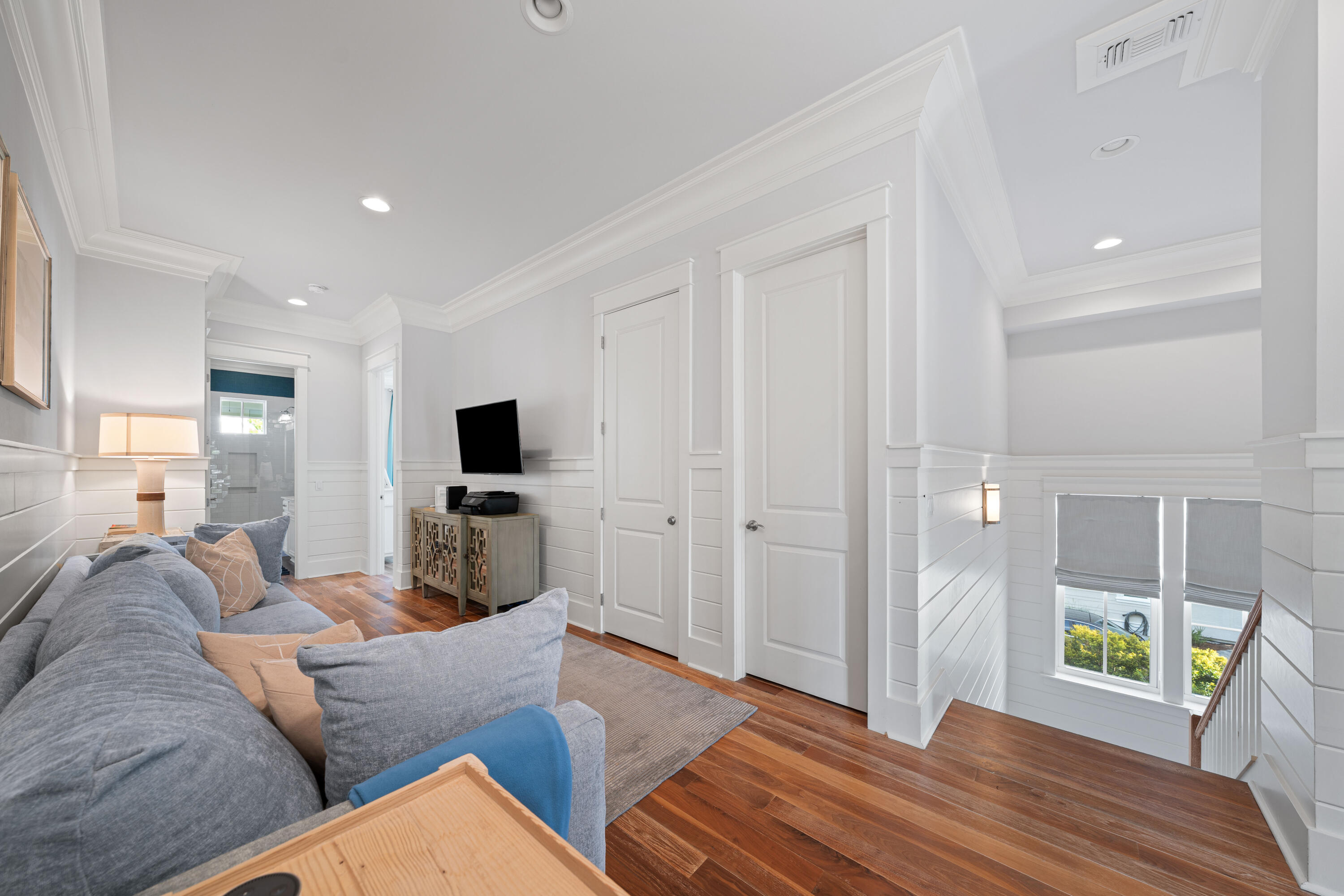 655 E Royal Fern Way