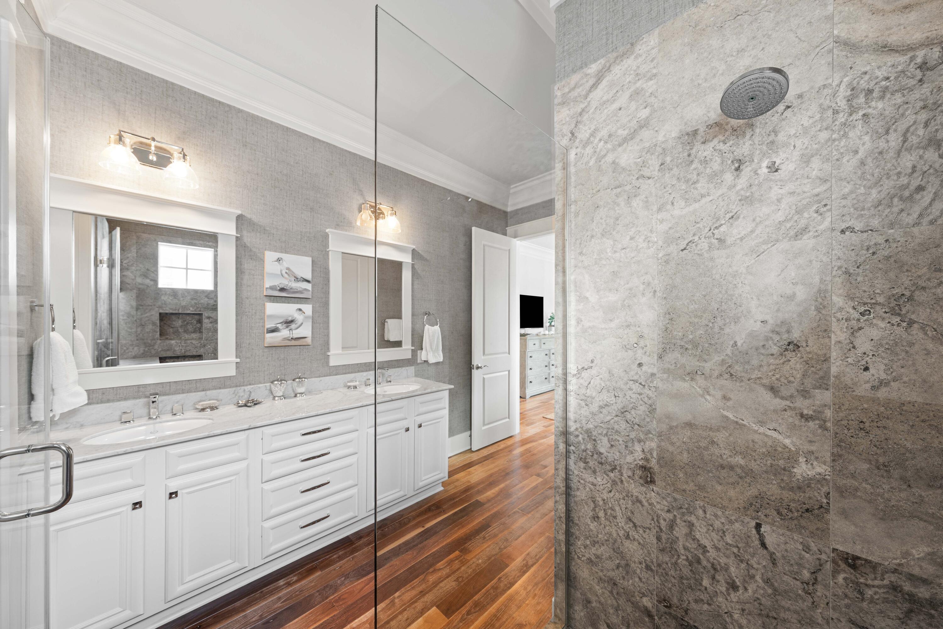 655 E Royal Fern Way