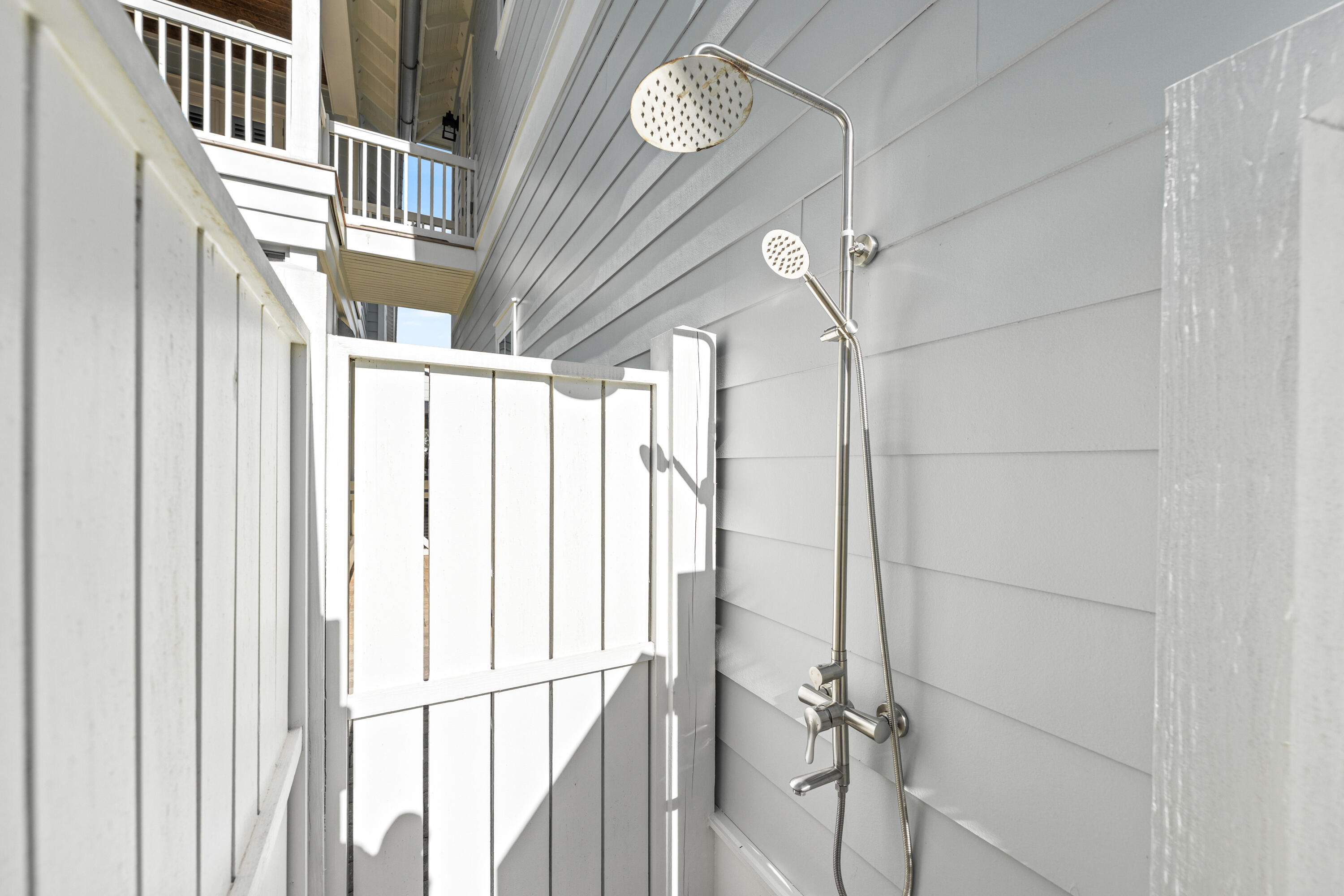 655 E Royal Fern Way