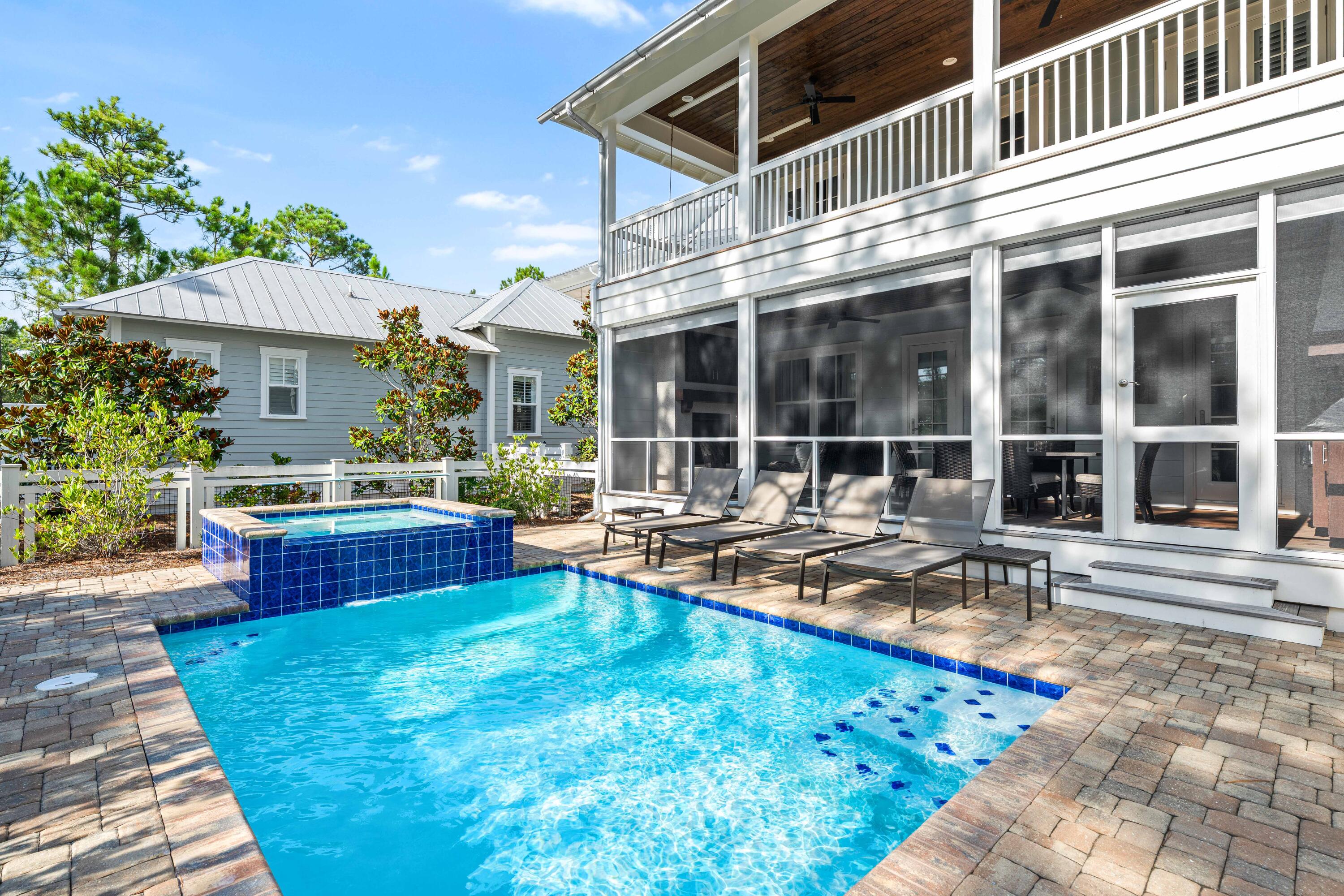 655 E Royal Fern Way