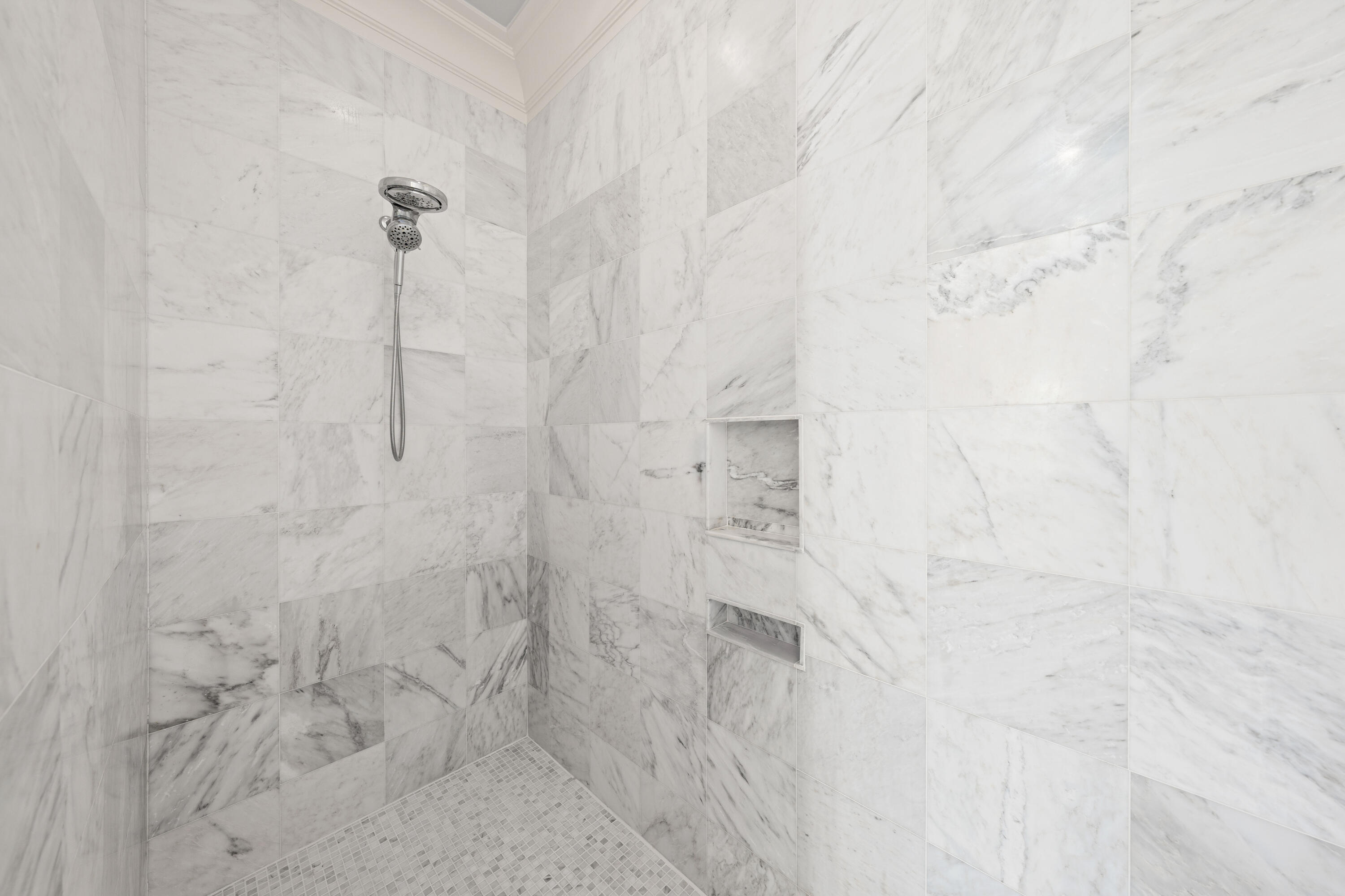 655 E Royal Fern Way