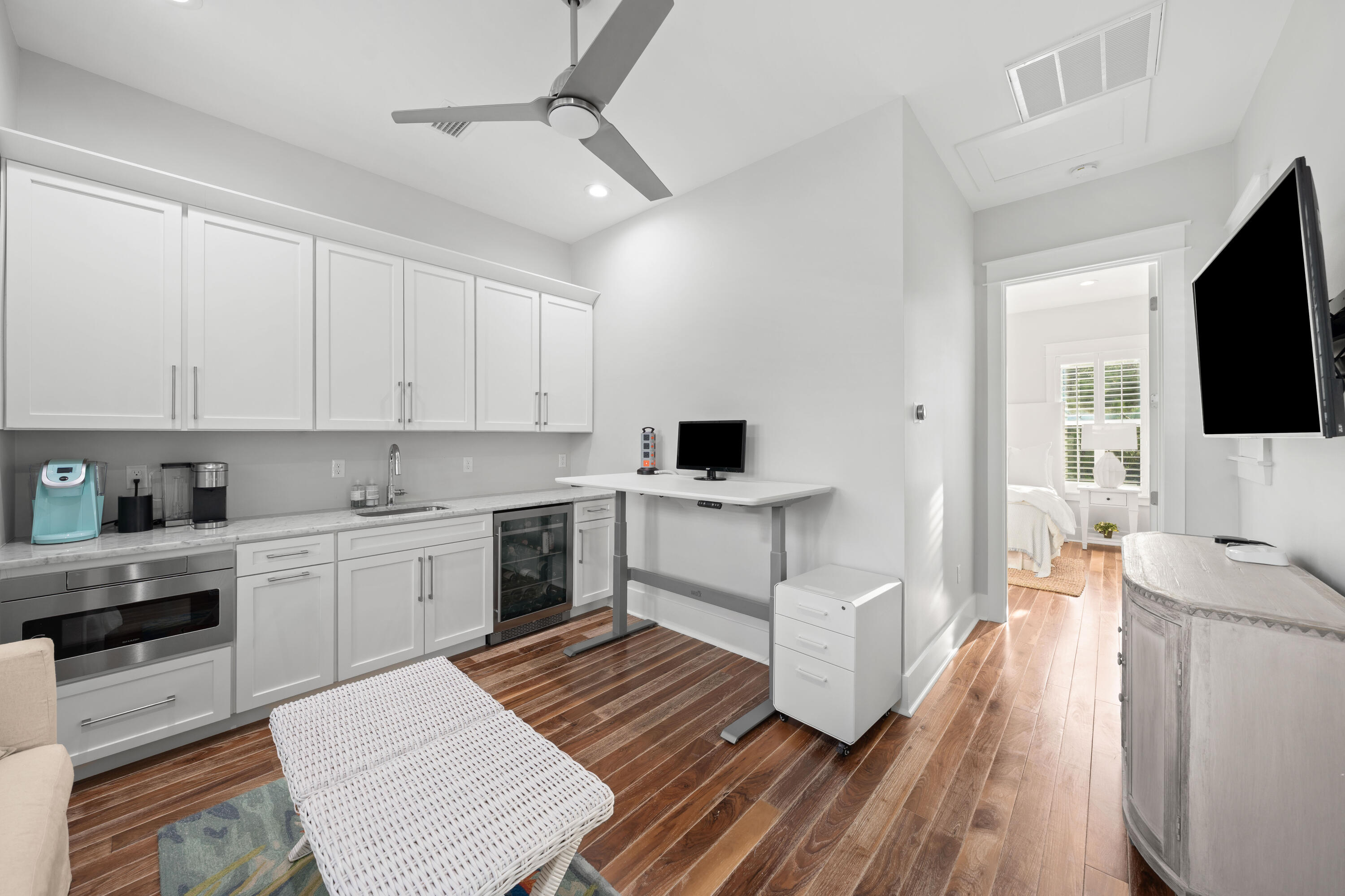 655 E Royal Fern Way