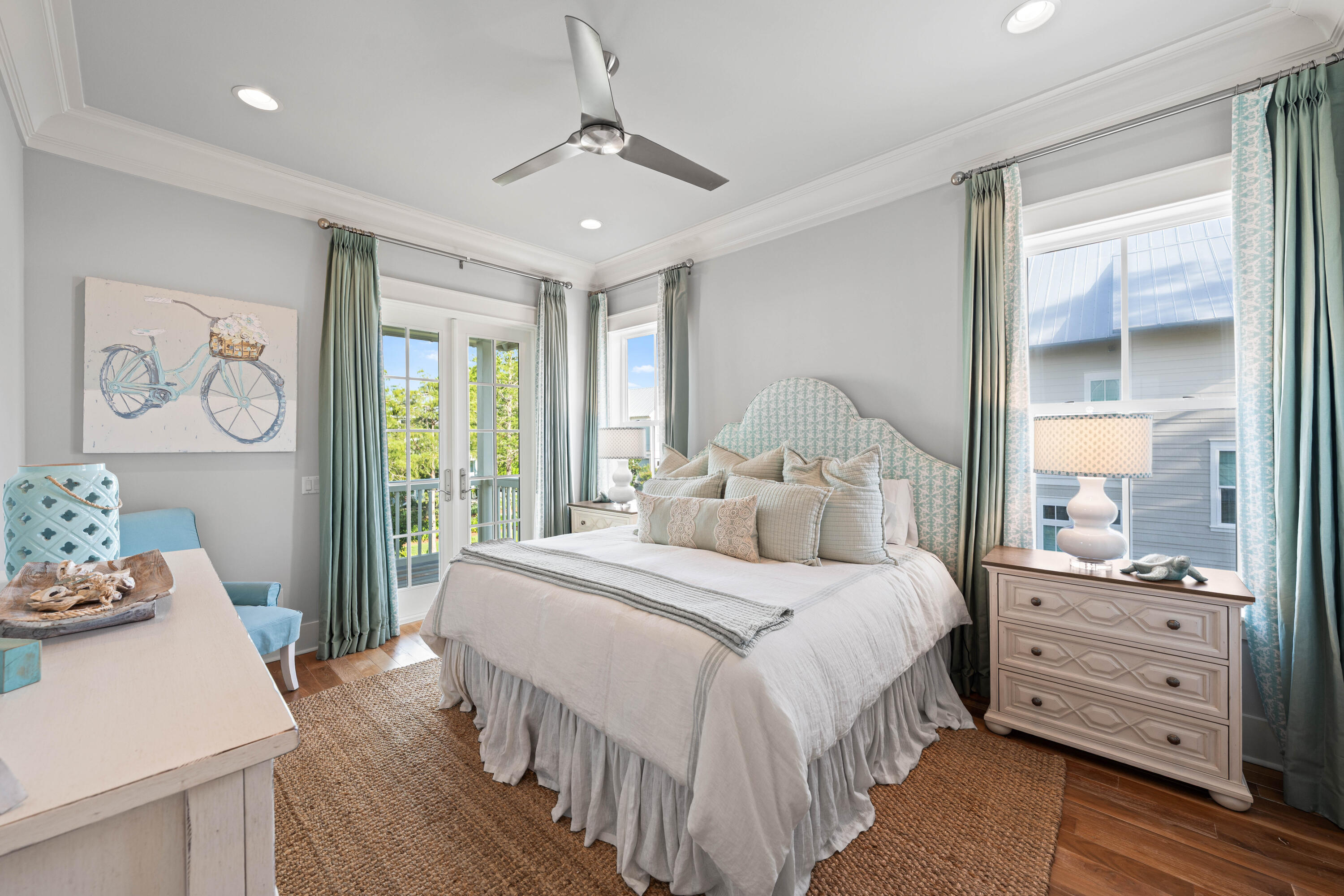 655 E Royal Fern Way